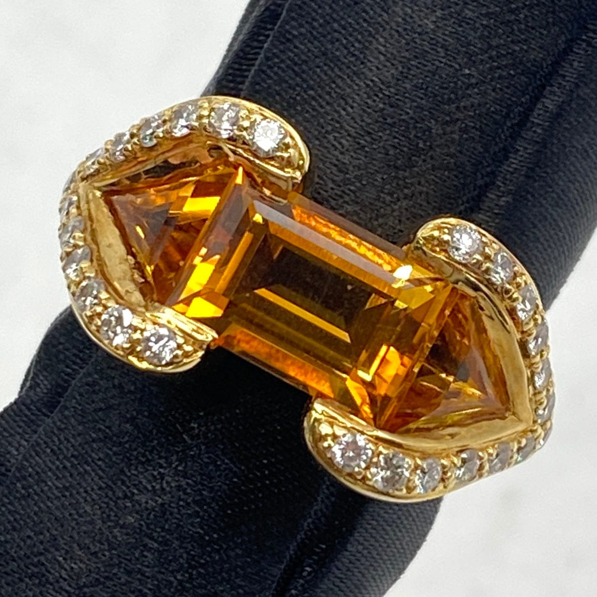 Luxury Promise 25-51031-0 K18 Citrine Ring, Caratchi, CI 3.75, DA 0.50, 13.2g
