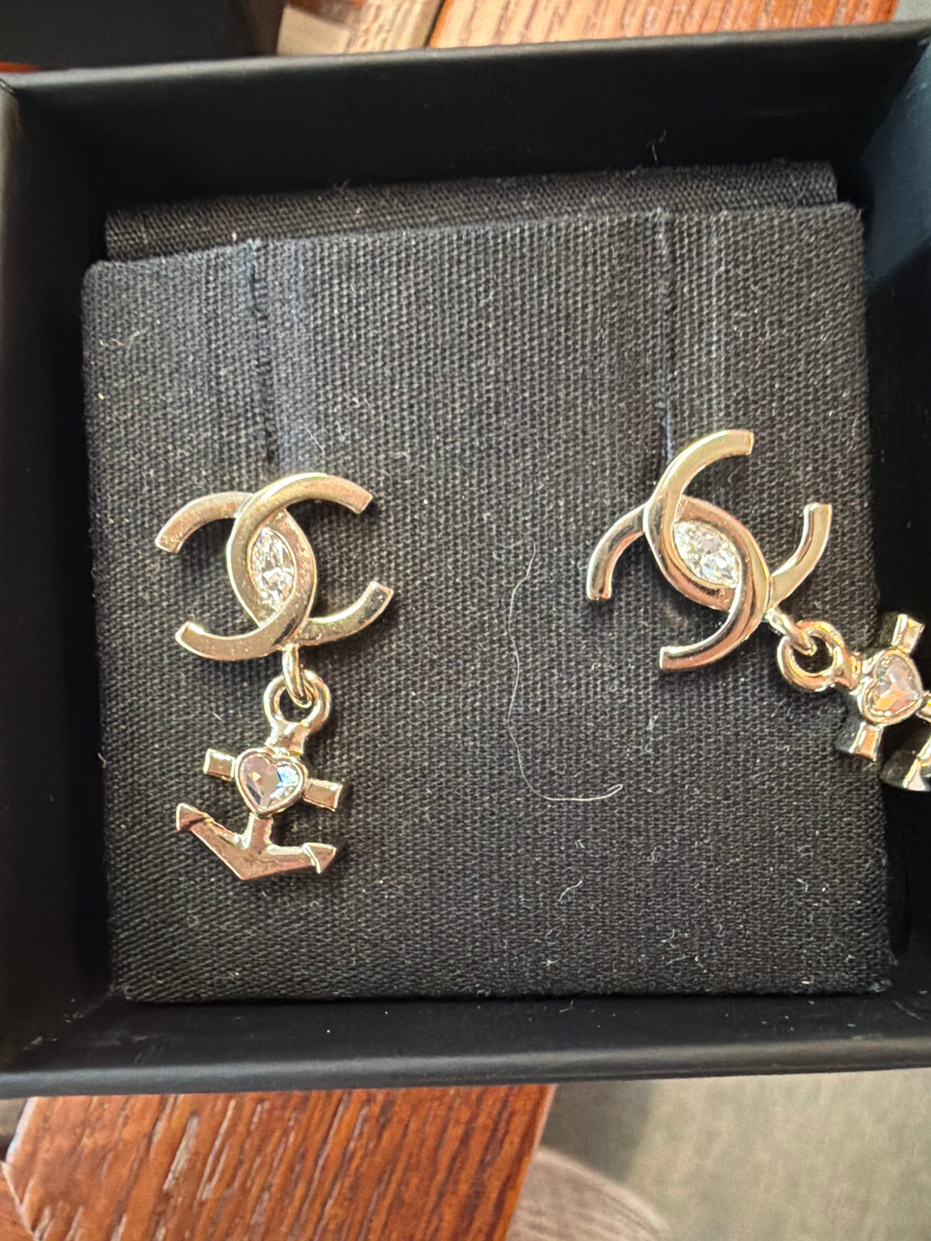 Luxury Promise Chanel cc anchor drop earrings  AKC1291