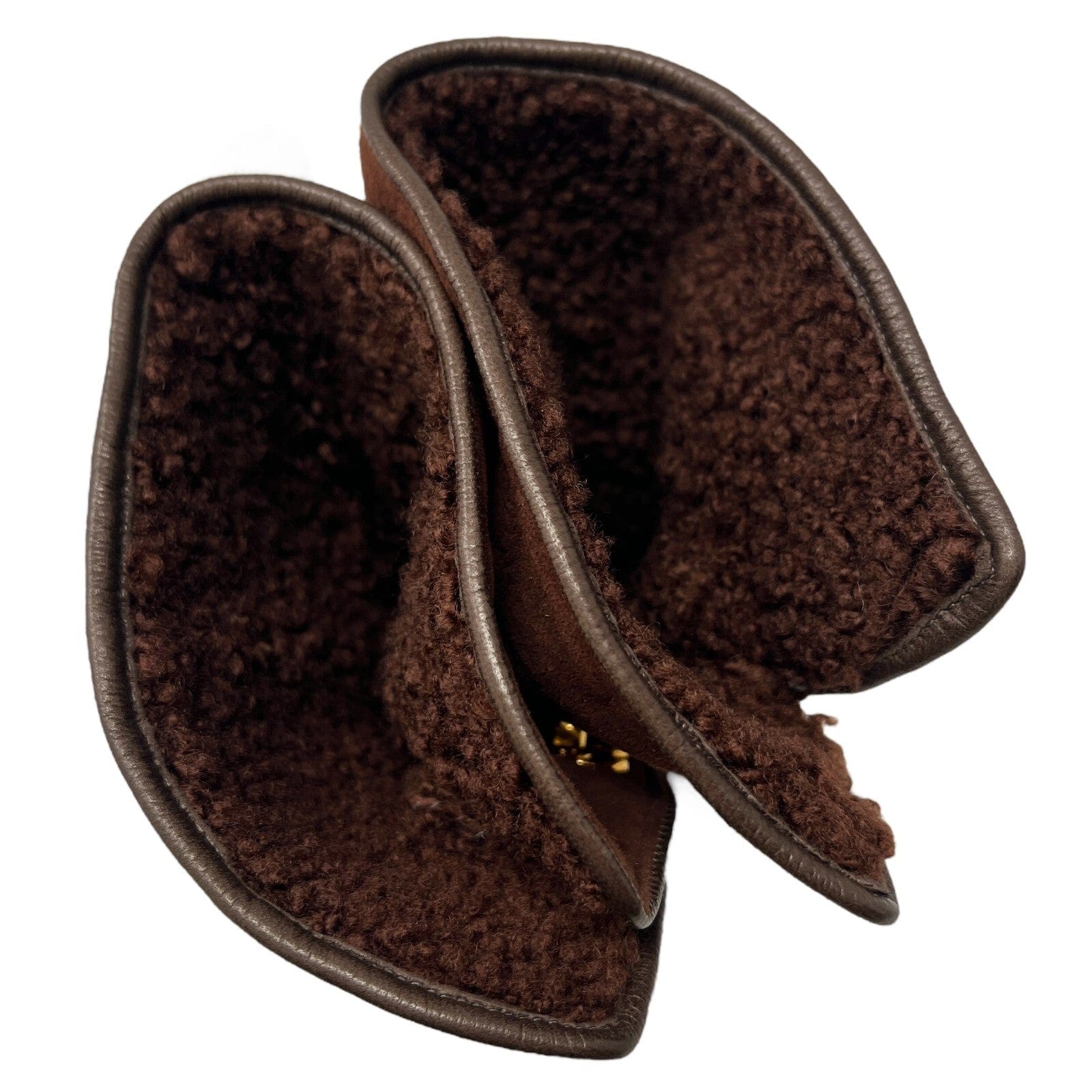 Luxury Promise CHANEL Vintage CC Logo Gloves #L Fashion Accessory Brown Gold Suede Leather