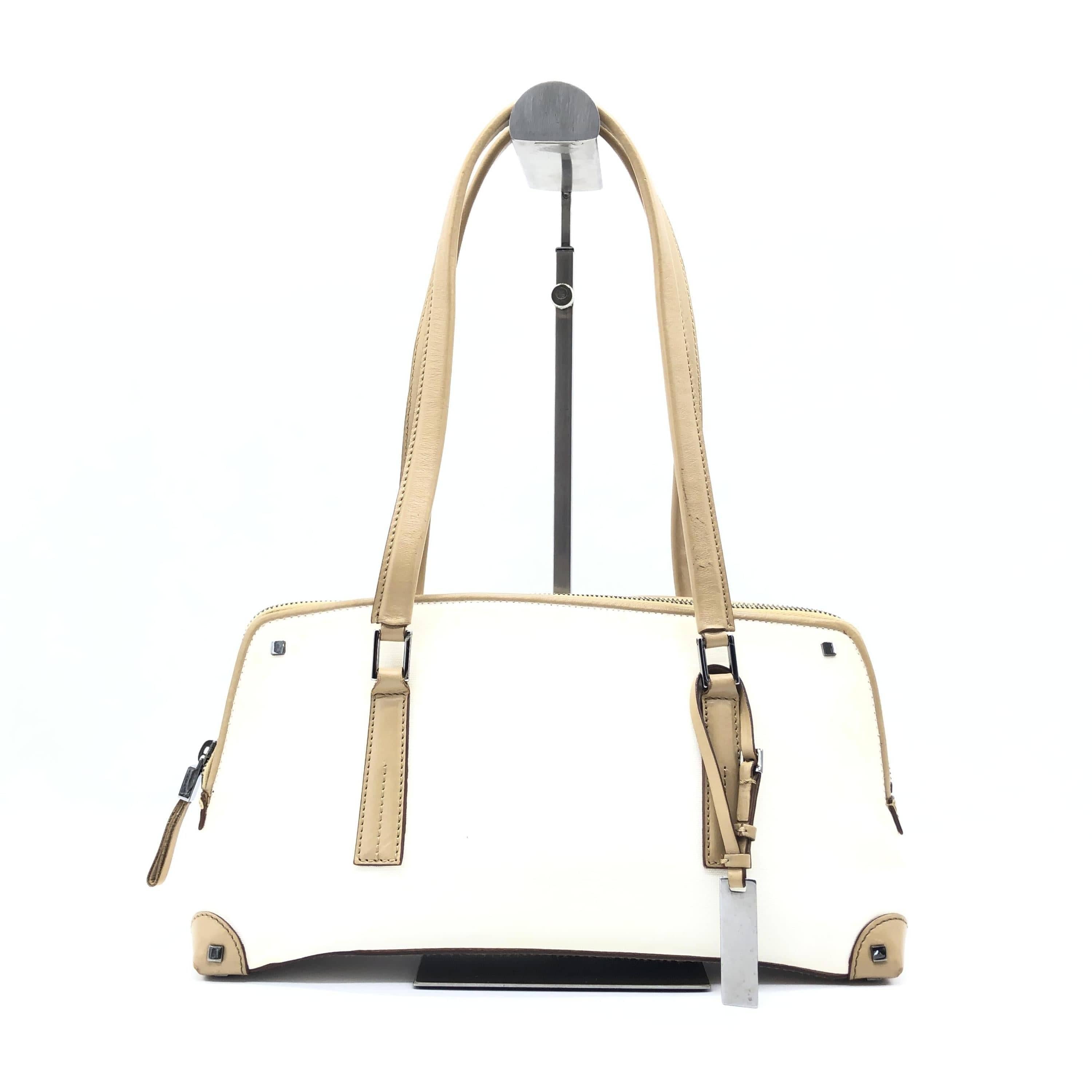 Luxury Promise Gucci Leather And Coated Canvas Shoulder Bag C323212