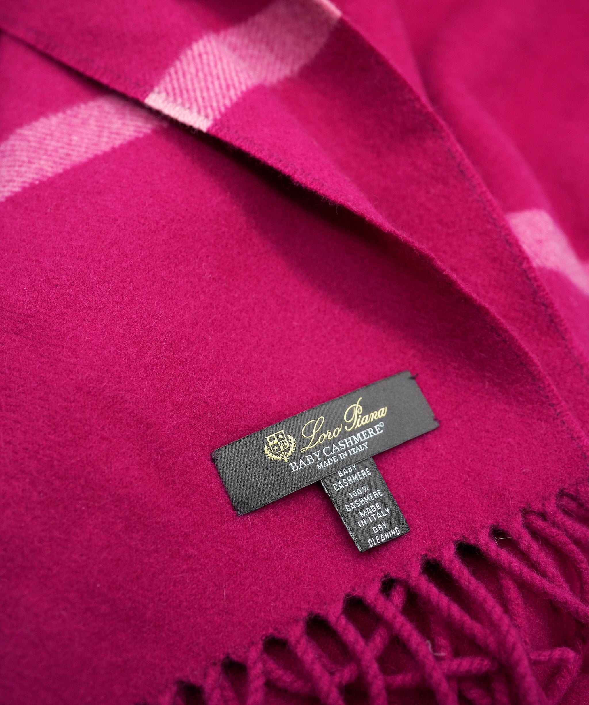 Luxury Promise Loro Piana Pink Cashmere Fringe Scarf AGC2216