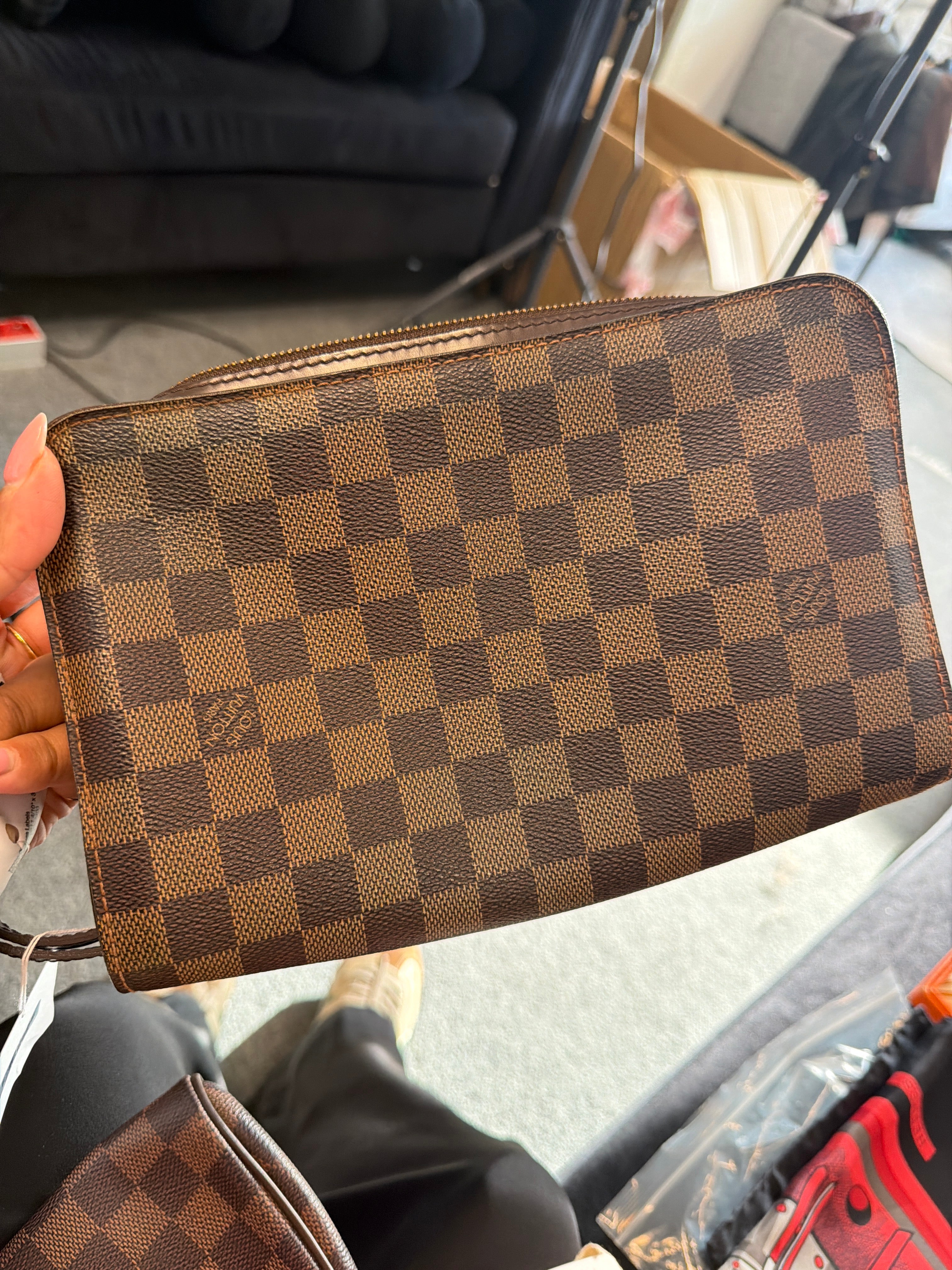 Luxury Promise Lv toiletry pouch - dpbfe4148r - AKC1593