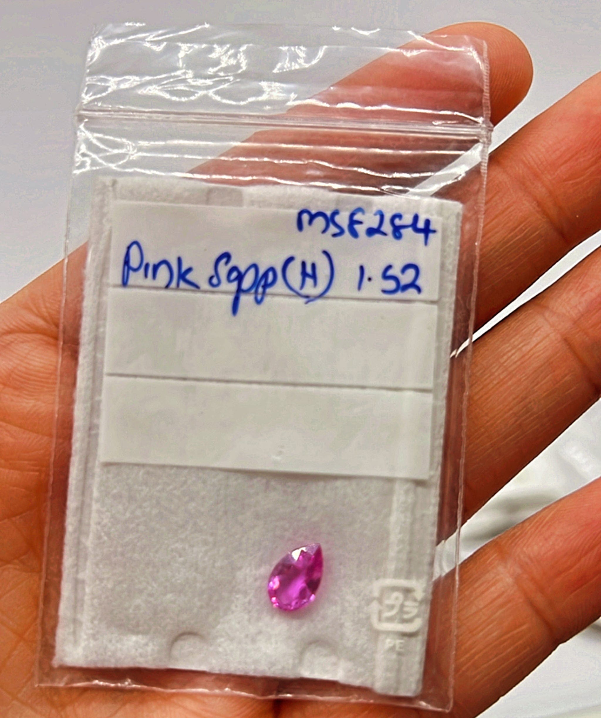 Luxury Promise Pink Sapphire (HN) 1.52 MS 8284