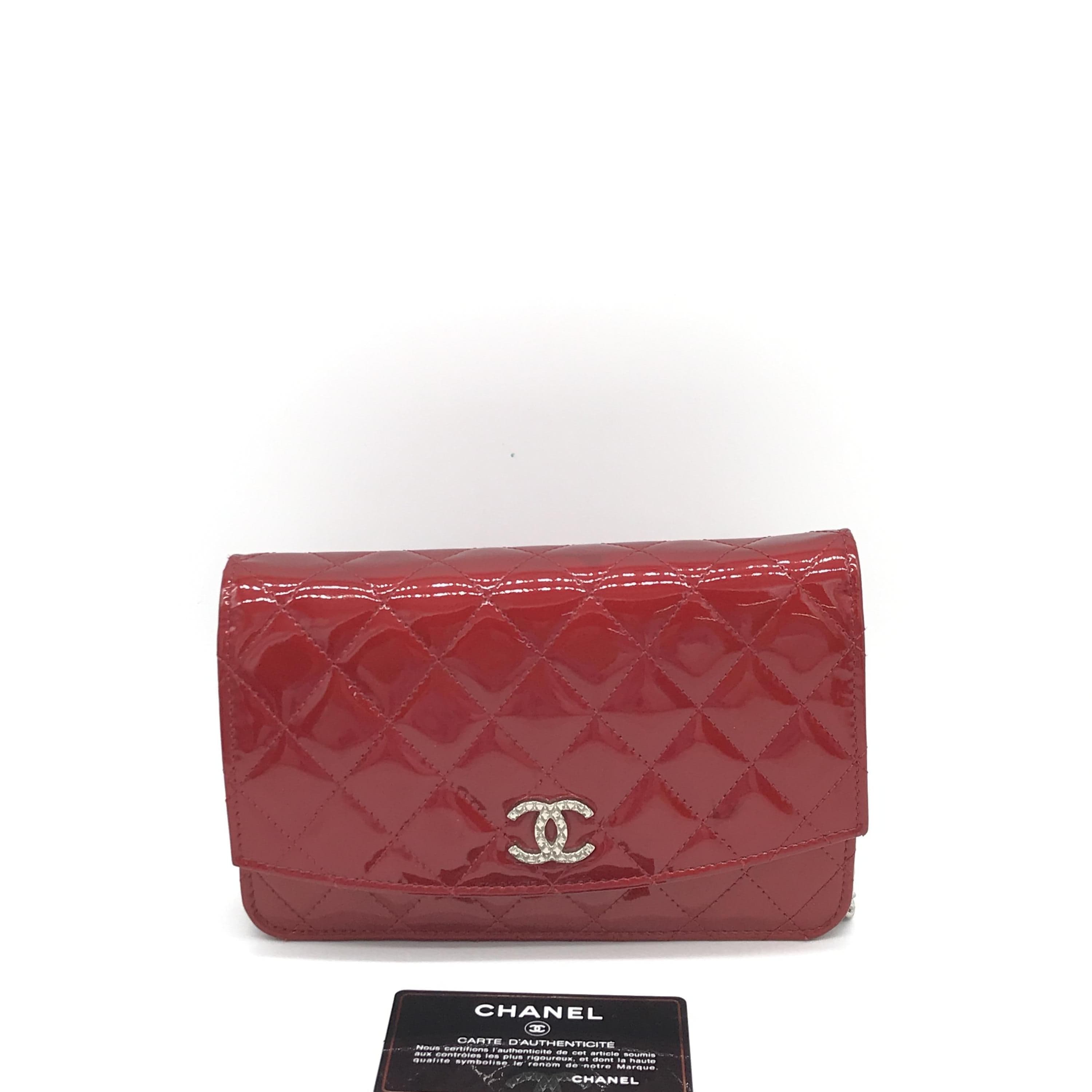 Luxury Promise Red Quilted Patent Leather Wallet C302082