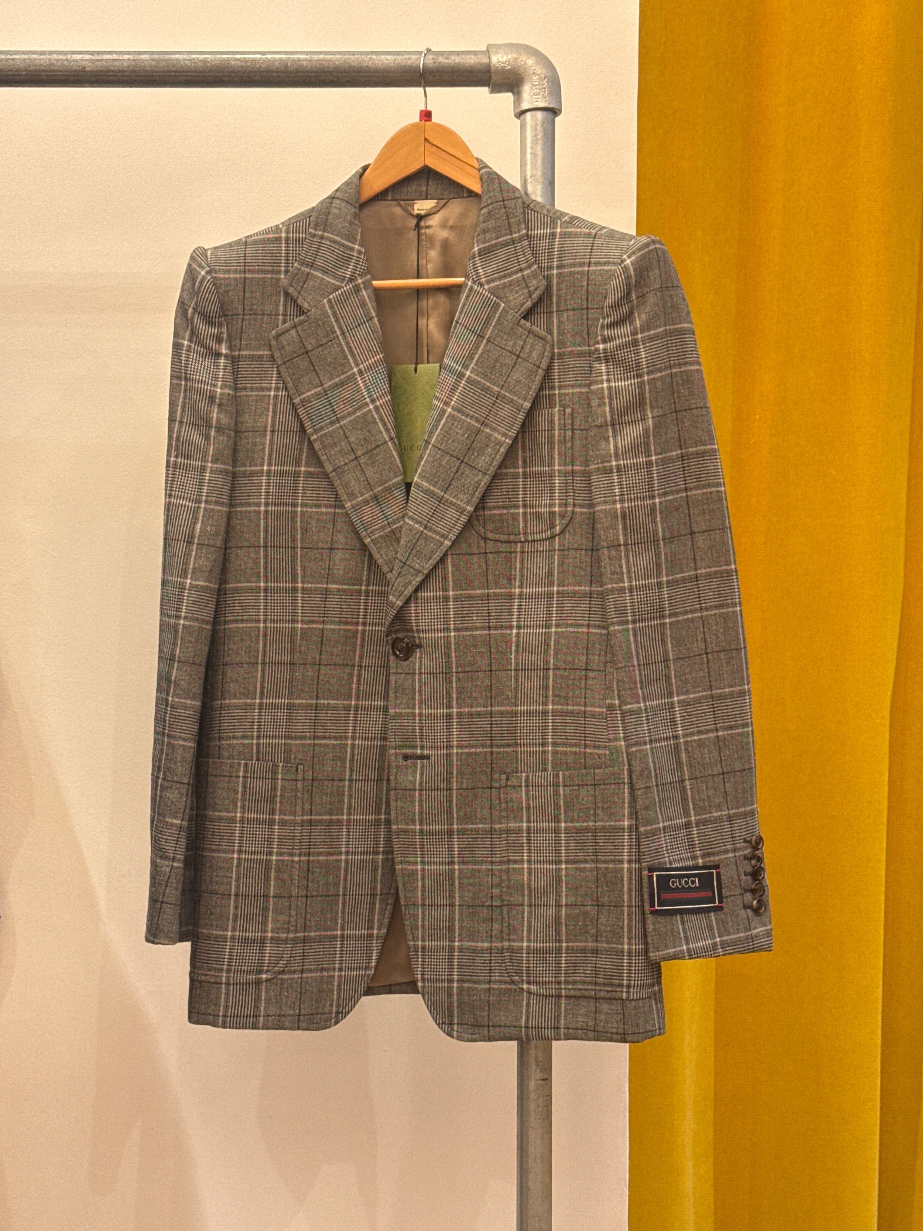 Luxury Promise Agc3159 Gucci blazer size 40 bust