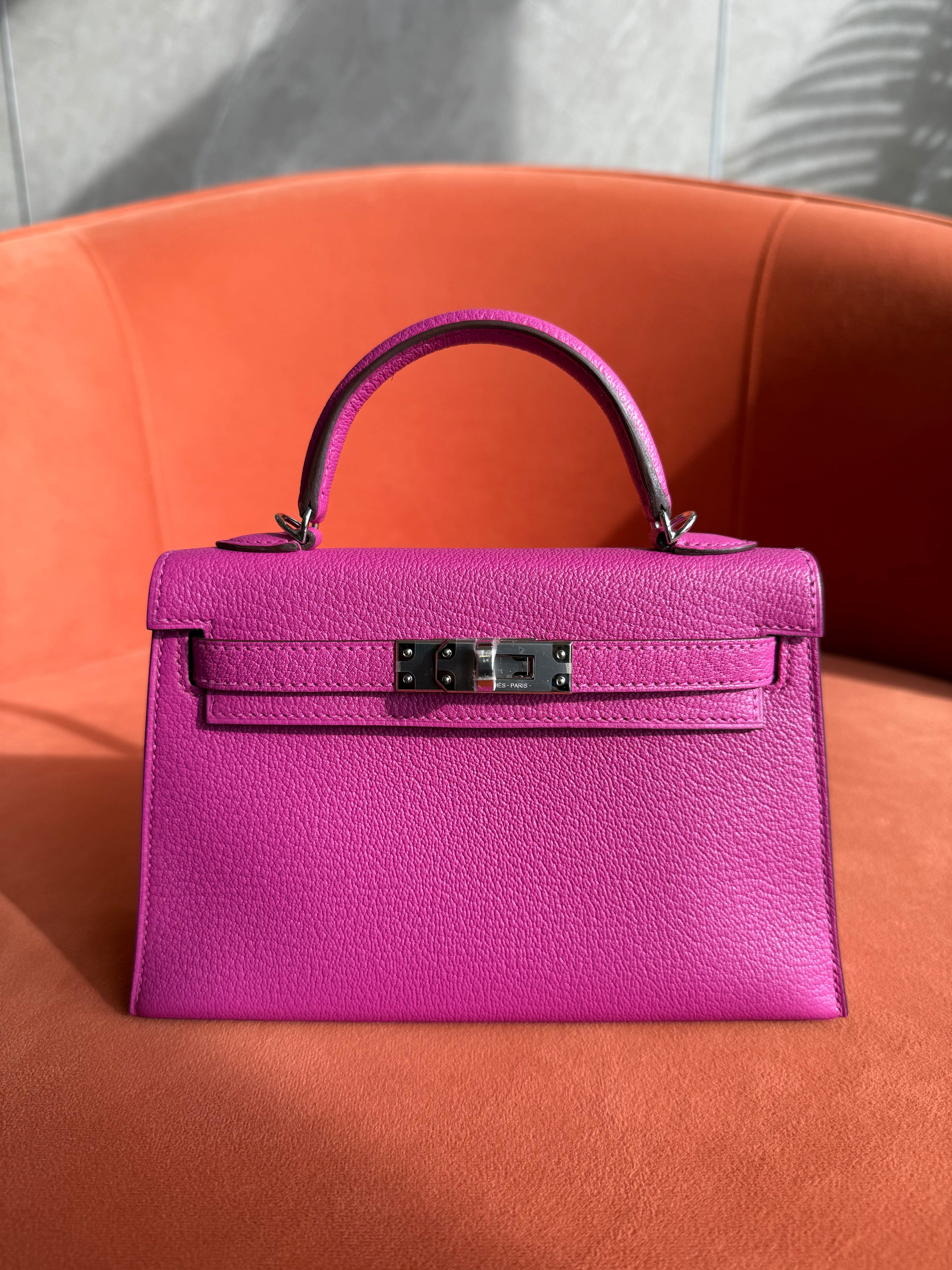 LUXURY PROMISE *LONDON LOCATED* HERMÈS MINI KELLY II 20CM MAGNOLIA Chèvre Mysore Leather with Palladium Hardware