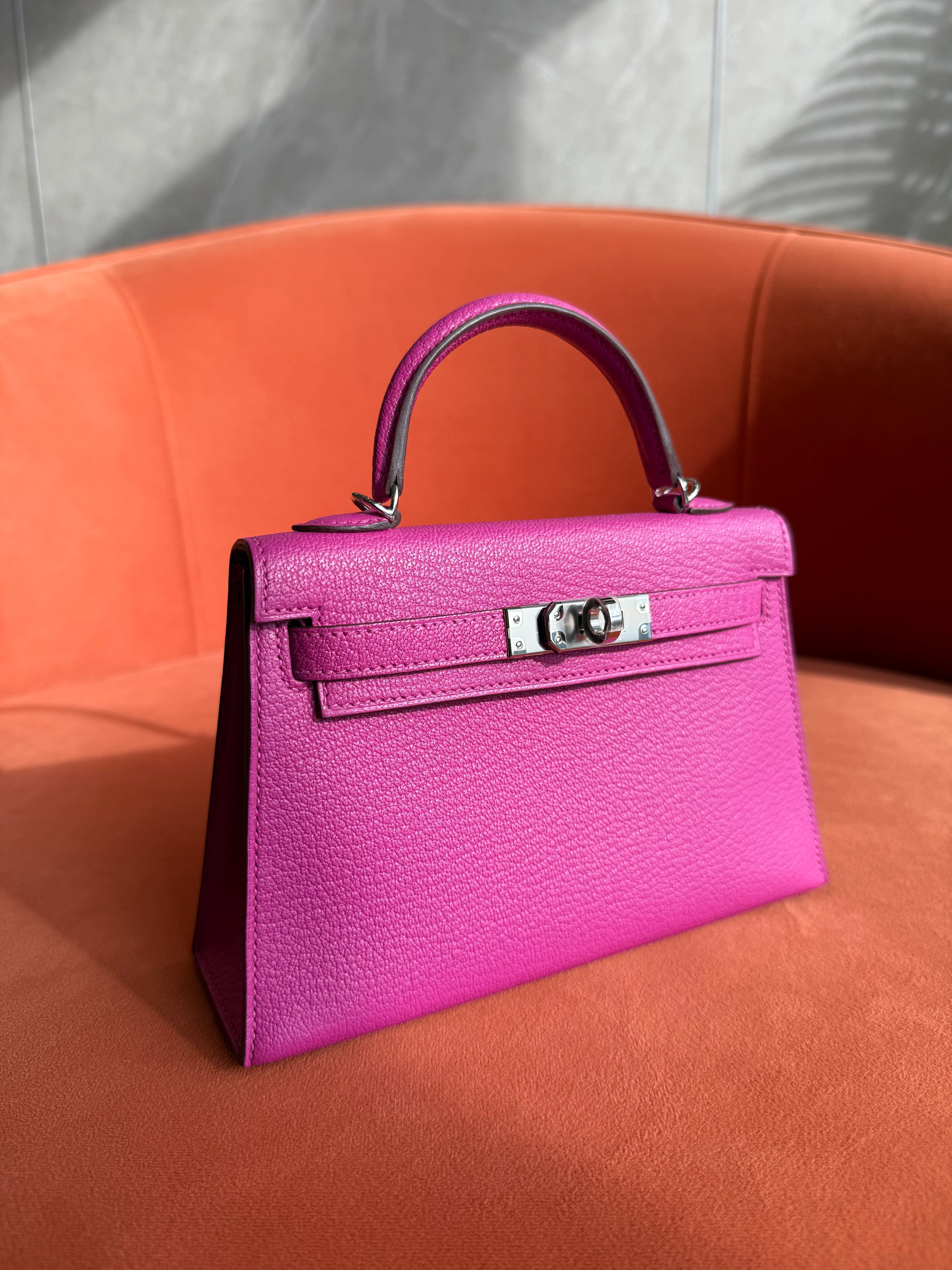 LUXURY PROMISE *LONDON LOCATED* HERMÈS MINI KELLY II 20CM MAGNOLIA Chèvre Mysore Leather with Palladium Hardware