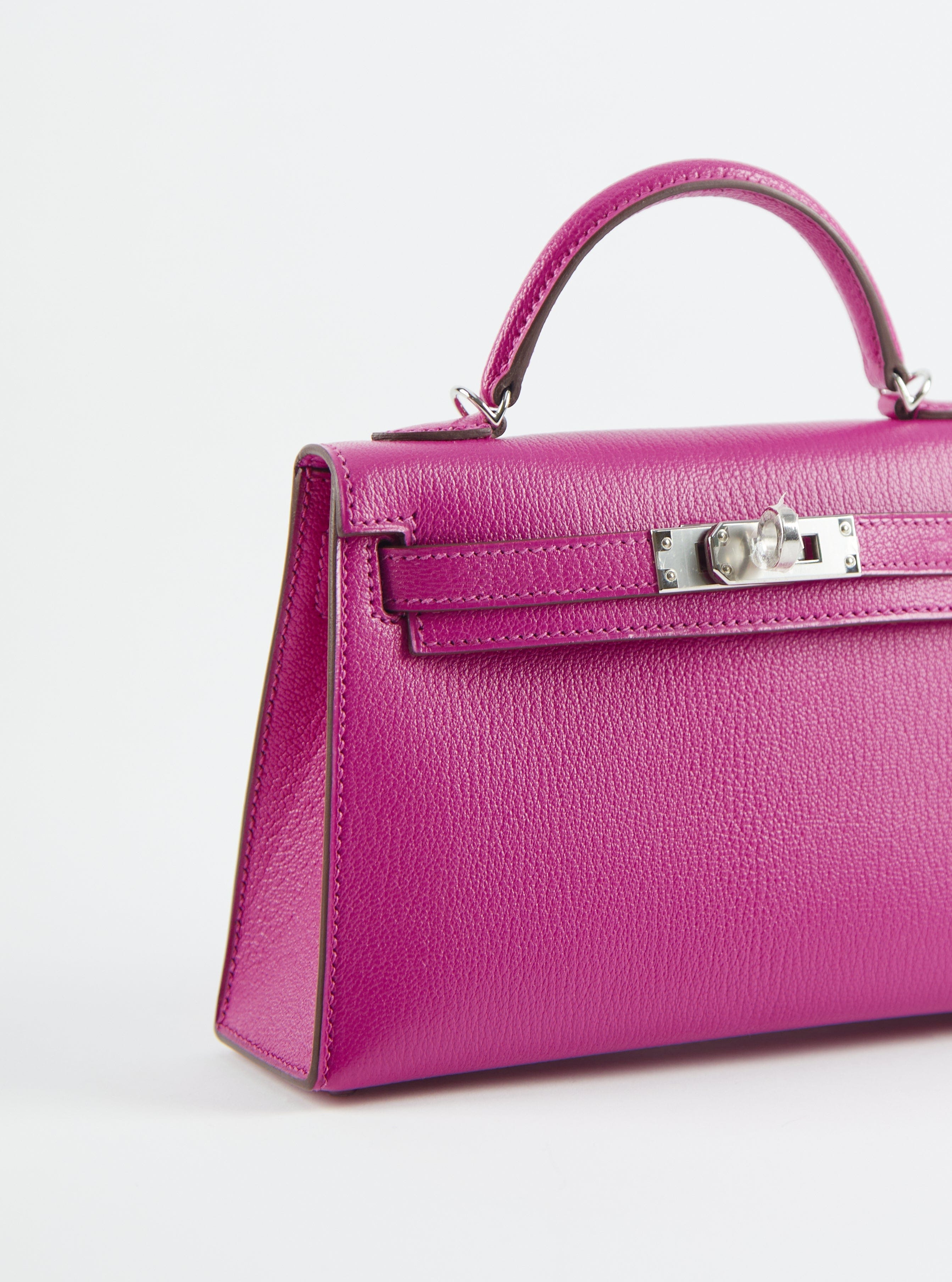 LUXURY PROMISE *LONDON LOCATED* HERMÈS MINI KELLY II 20CM MAGNOLIA Chèvre Mysore Leather with Palladium Hardware