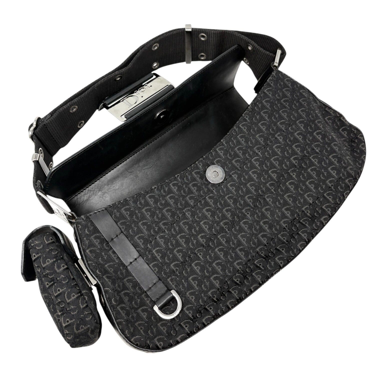 Luxury Promise Christian Dior Vintage 2002 Trotter Street Chic Columbus Shoulder Bag Black