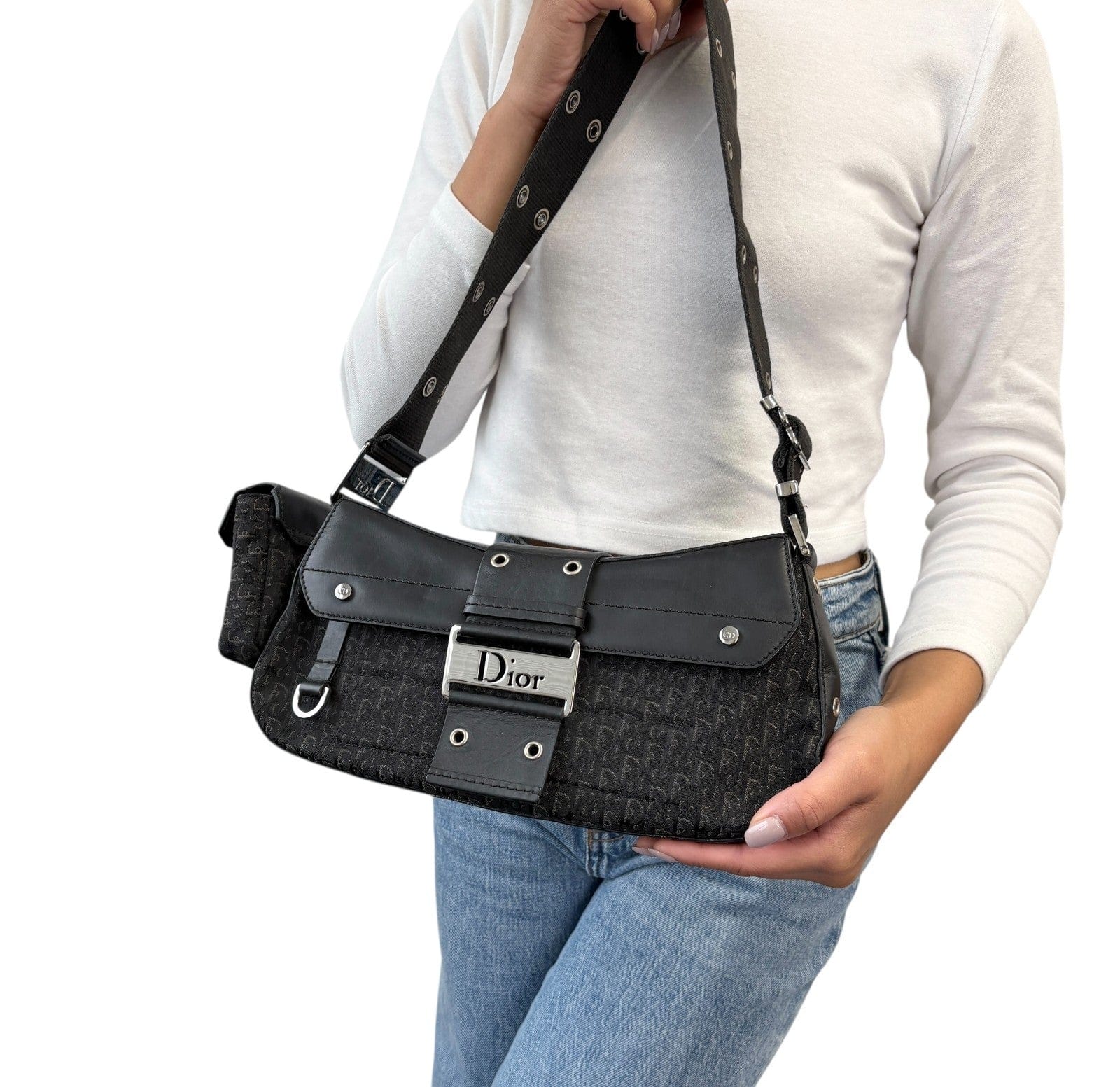 Luxury Promise Christian Dior Vintage 2002 Trotter Street Chic Columbus Shoulder Bag Black