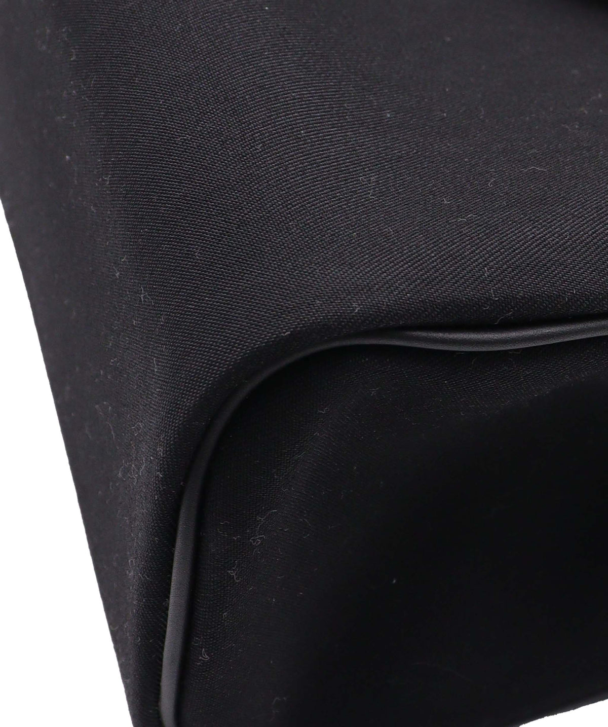 Luxury Promise Hac A Dos Swift Leather Black GM PHW AGC4023
