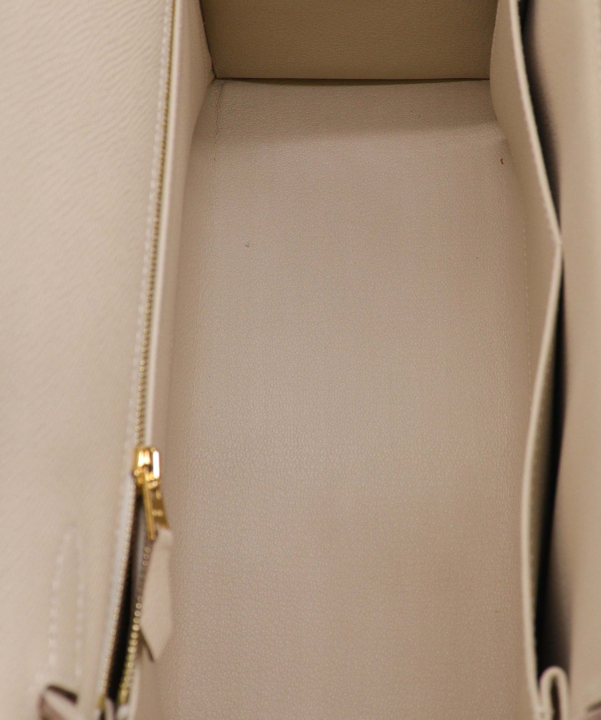 Luxury Promise Hermes Kelly 28 Crae Epsom GHW  AGC4016