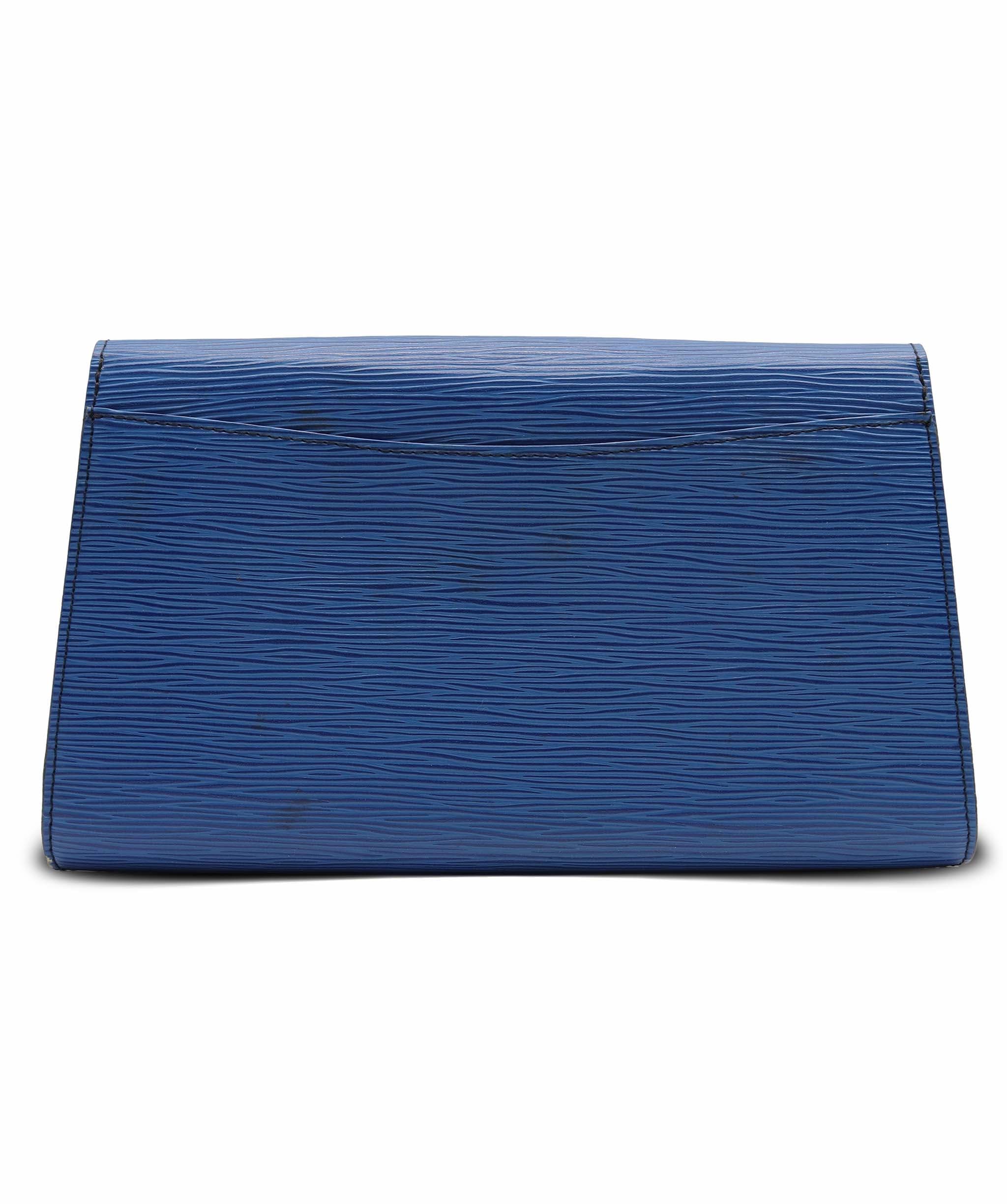 Luxury Promise LOUIS VUITTON Epi Art Deco Clutch Bag Blue M52635 LV Auth BA5485 BA5485 DXBS6375