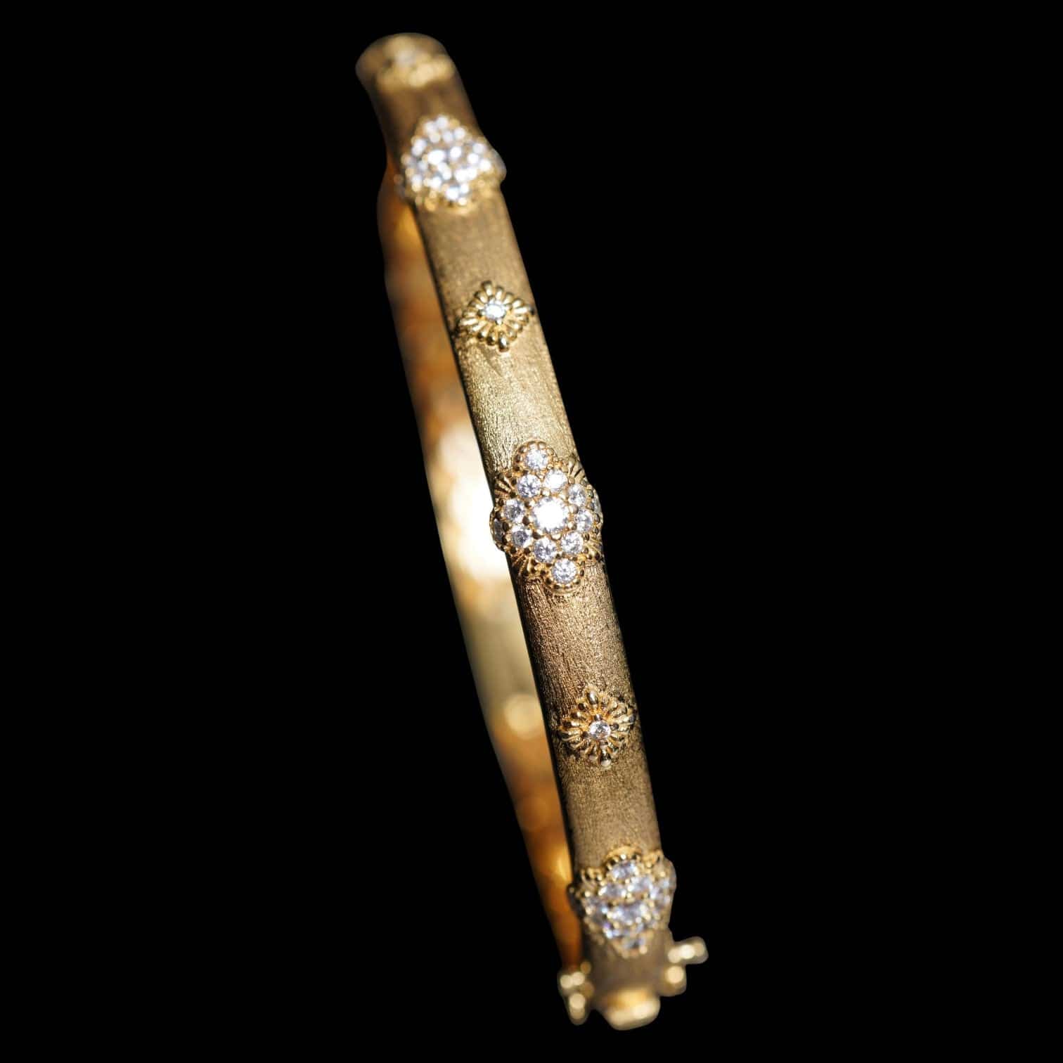 Luxury Promise Silver 925 Detailed Bangle, Made in Italy 12.8g