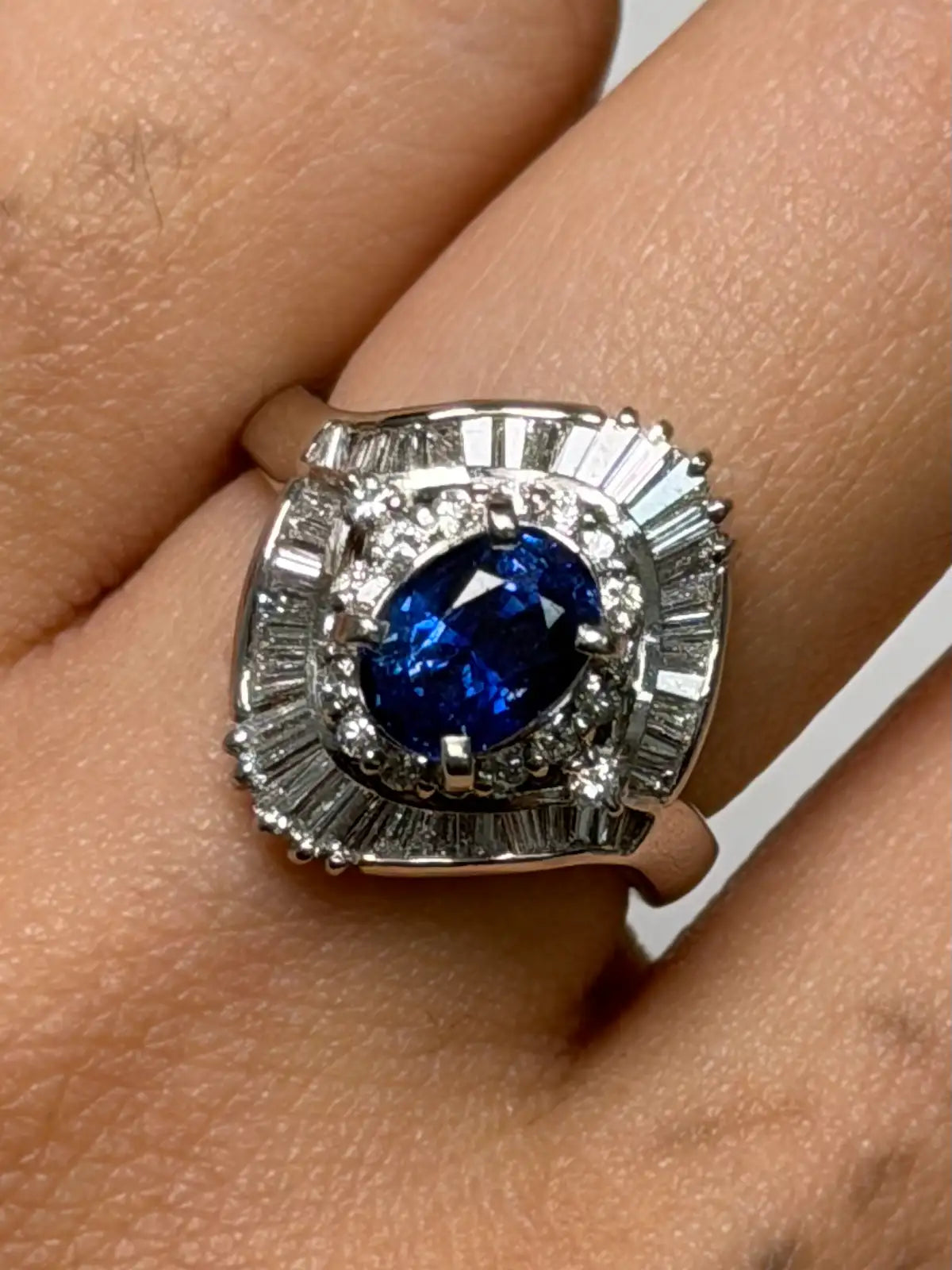 Luxury Promise Blue Sapphire Ring in Pt900 - S1.92ct / D0.57 / D0.21ct 1725 JJC0412