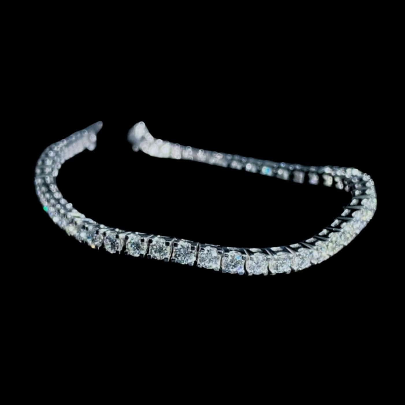 Luxury Promise 4.32ct White Diamond Tennis Bracelet set in 18K White Gold