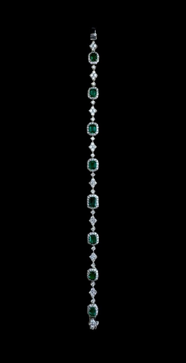 All Emerald & Diamond Bracelet set in 18K White Gold