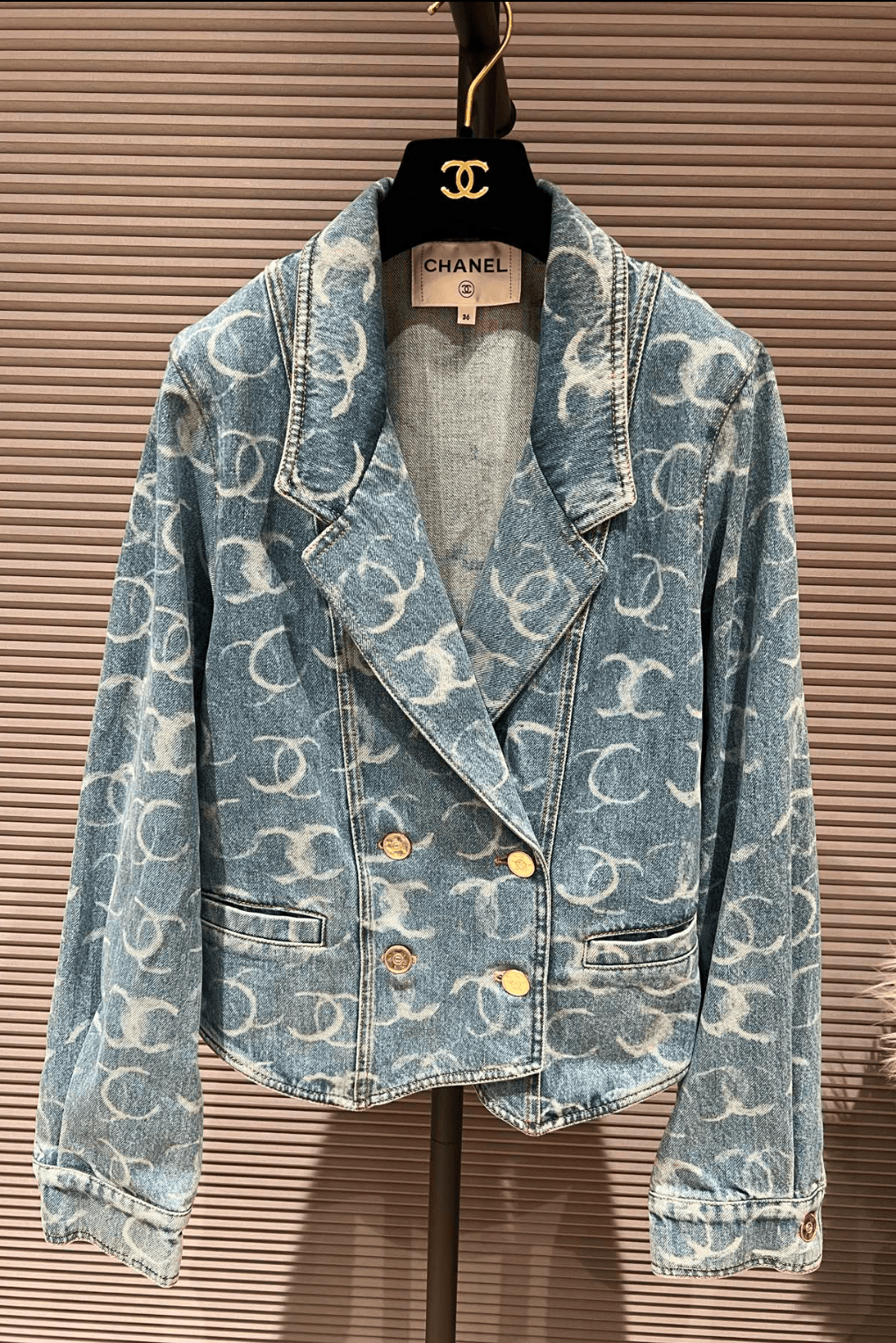 Luxury Promise CHANEL 23B denim jacket FT101591