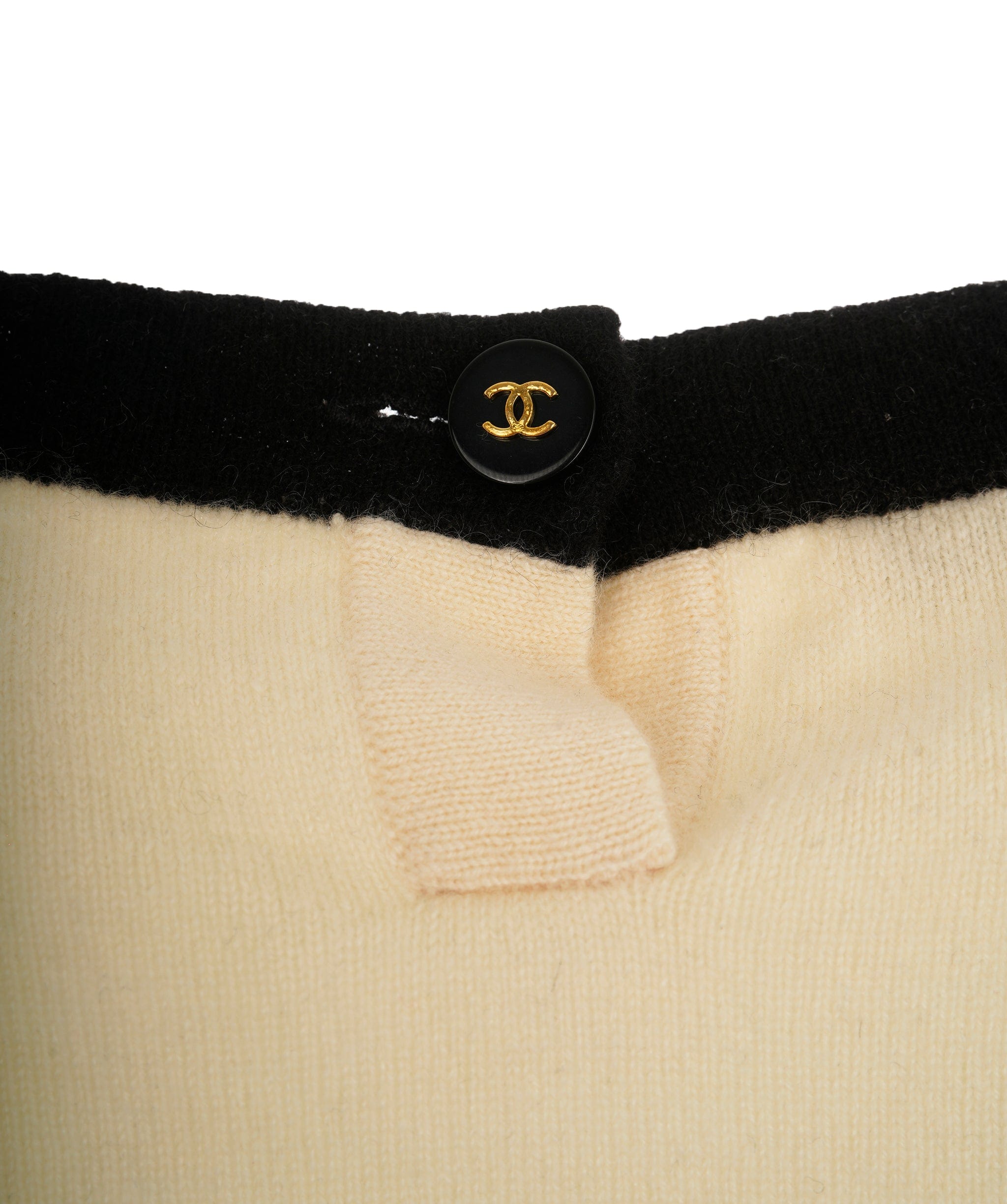 Luxury Promise Chanel Barbie set cardigan cashmere cream  FT237