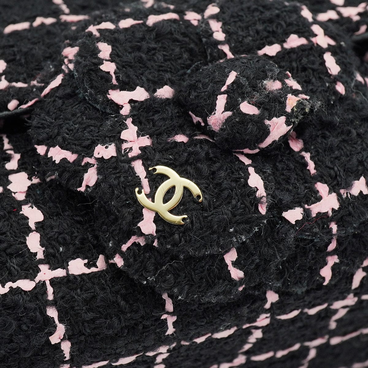 LUXURY PROMISE CHANEL CAMELLIA CHAIN SHOULDER BAG BLACK PINK TWEED GOLD HARDWARE 90335837