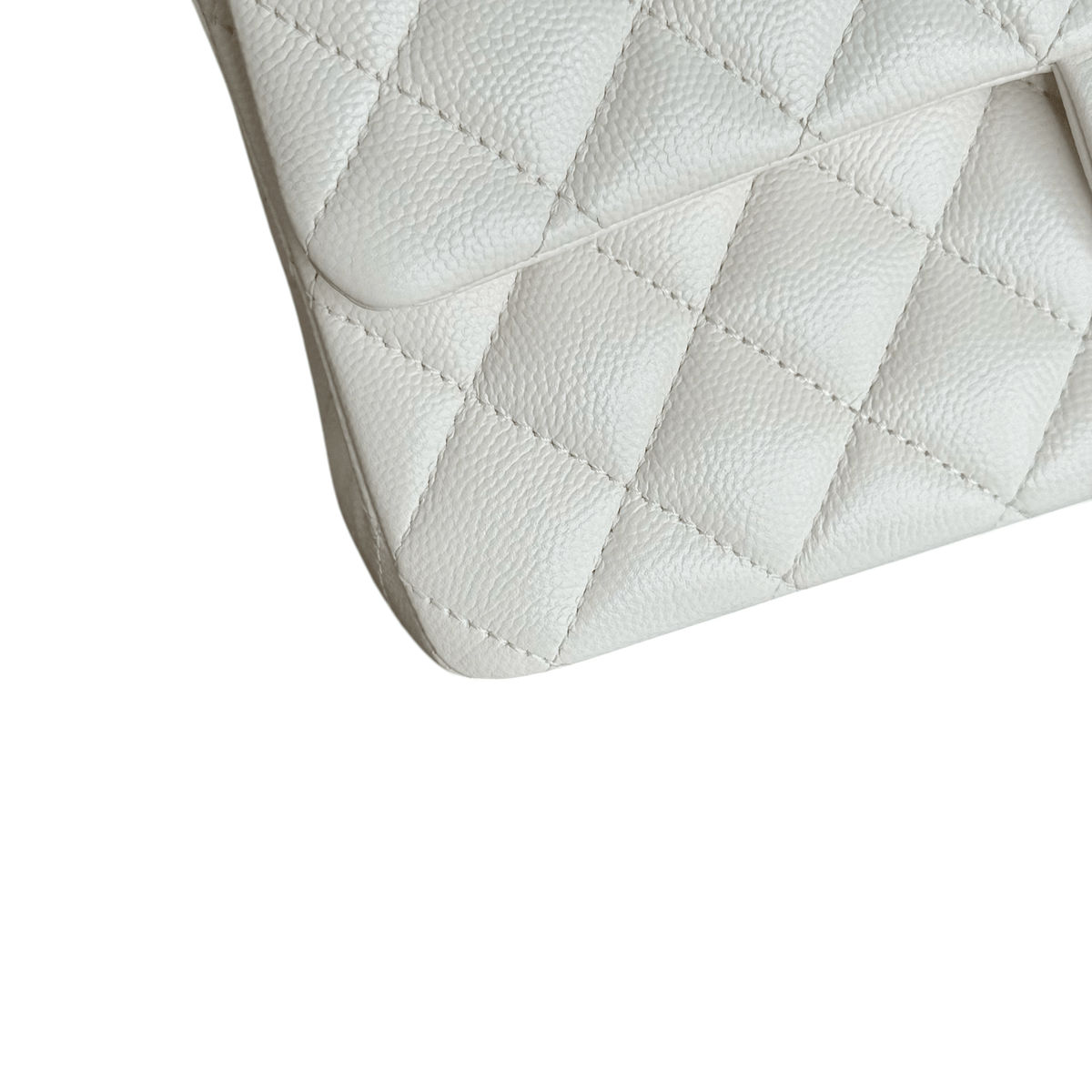 Luxury Promise Chanel Classic Flap Medium - Caviar 25CM Quilted White Gold Hardware Series 31