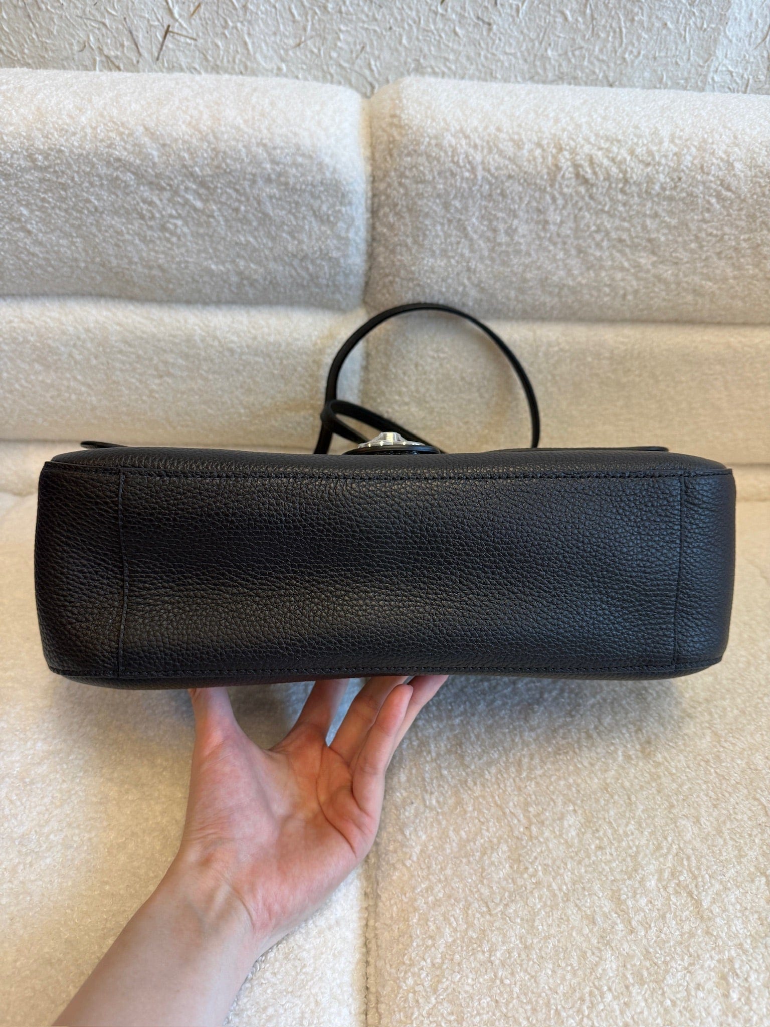 Luxury Promise Chanel Grained Calfskin Souplissimo Maxi Flap Black