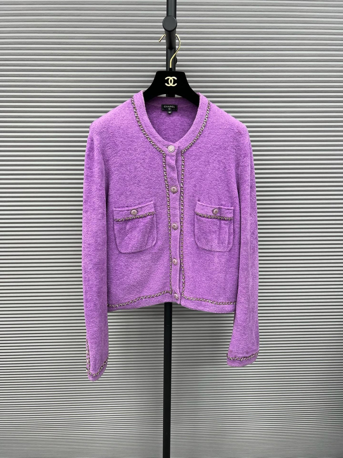 Luxury Promise CHANEL PURPLE CHAIN CARDIGAN 44 FT102394