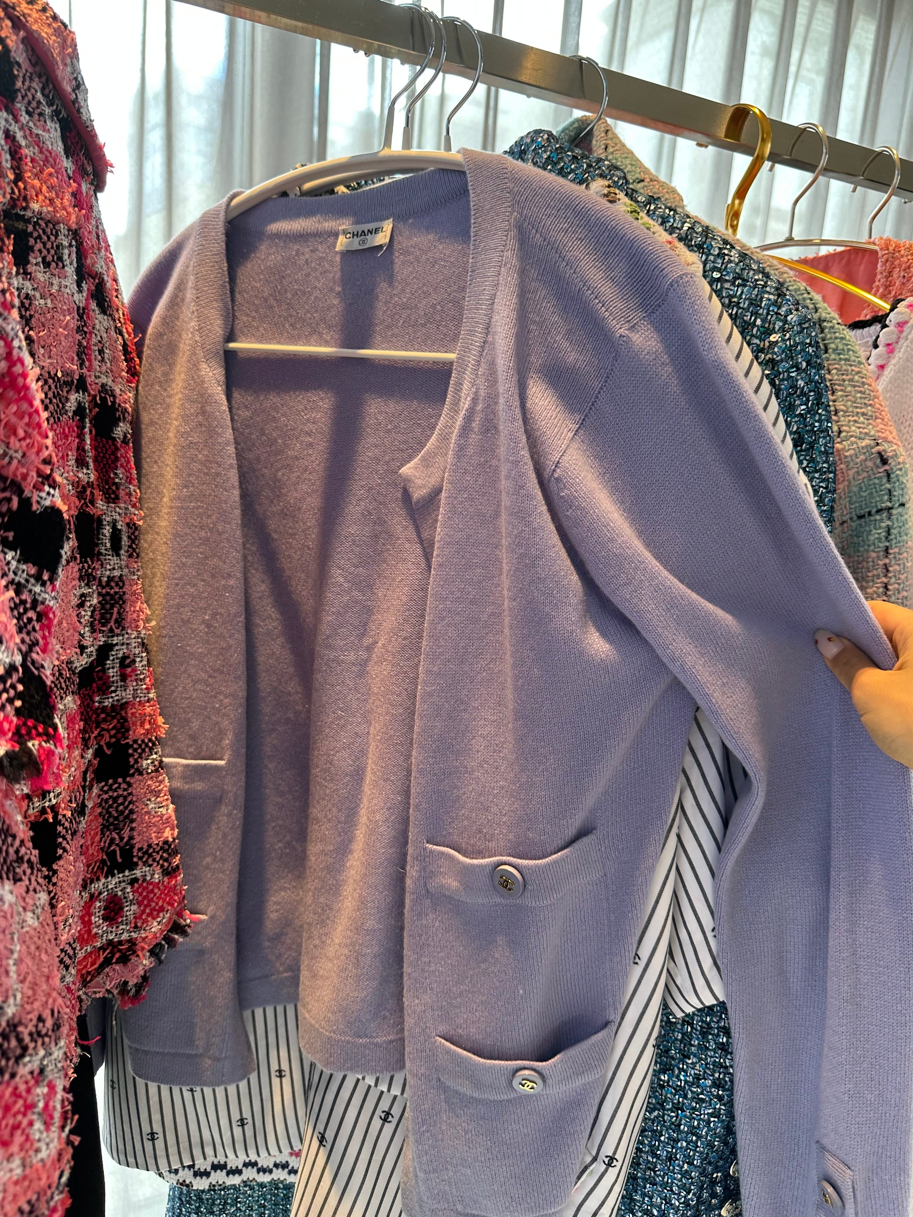 Luxury Promise CHANEL PURPLE VINTAGE CASHMERE CARDIGAN FT202012