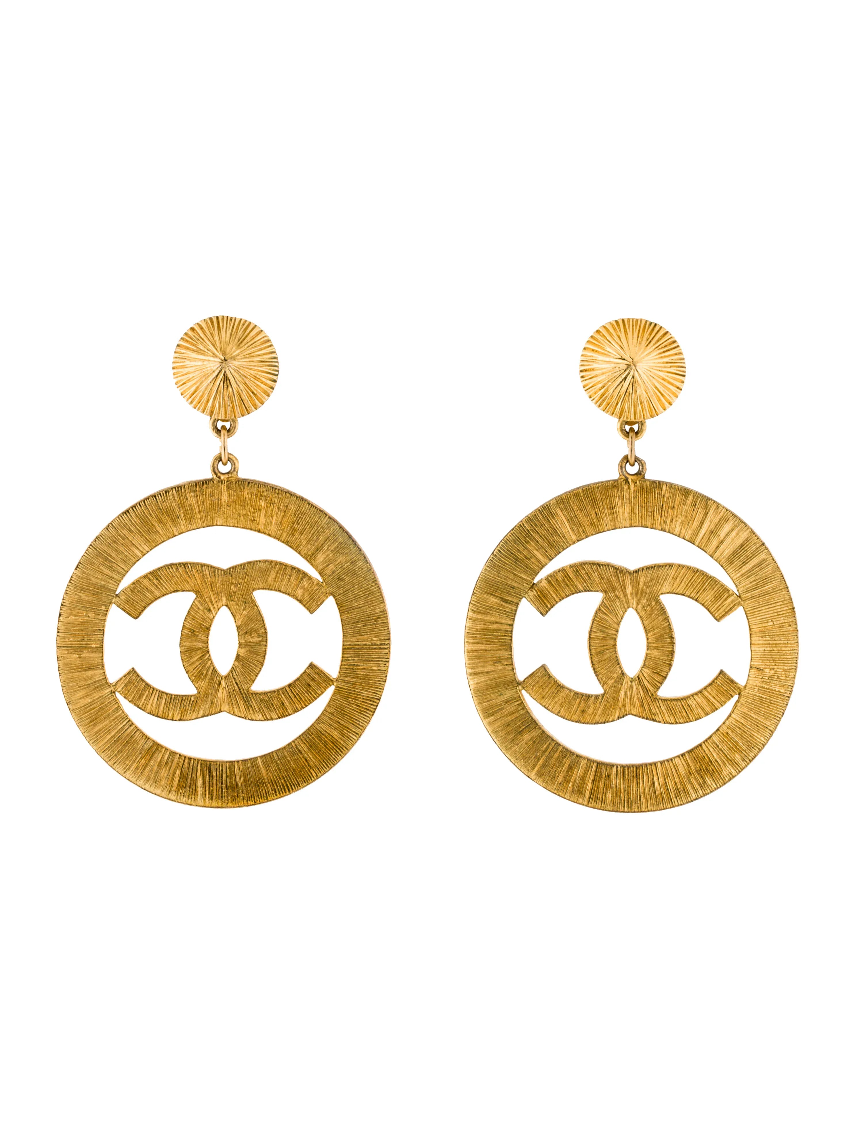 Luxury Promise Chanel Vintage Large Sunburst Earrings Gold