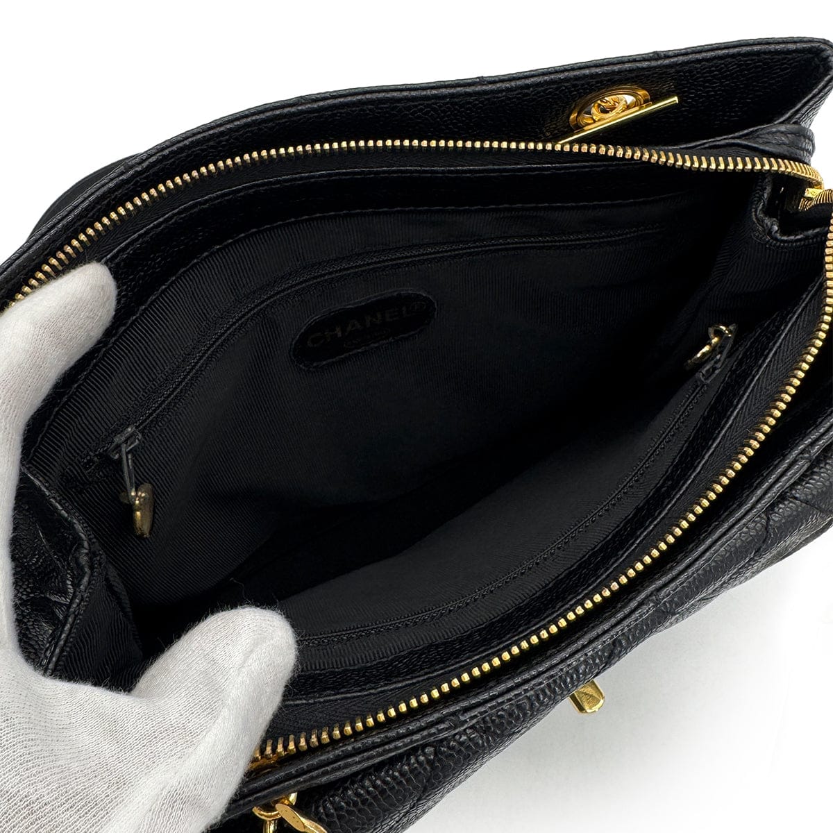 LUXURY PROMISE CHANEL VINTAGE MATELLASSE TURN LOCK CHAIN TOTE BAG BLACK CAVIAR SKIN 90308268