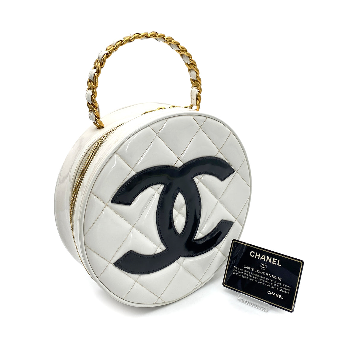 LUXURY PROMISE CHANEL VINTAGE ROUND VANITY HAND BAG WHITE BLACK ENAMEL 90260133