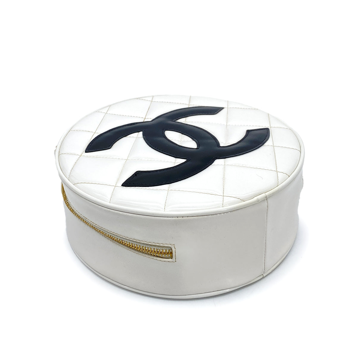 LUXURY PROMISE CHANEL VINTAGE ROUND VANITY HAND BAG WHITE BLACK ENAMEL 90260133