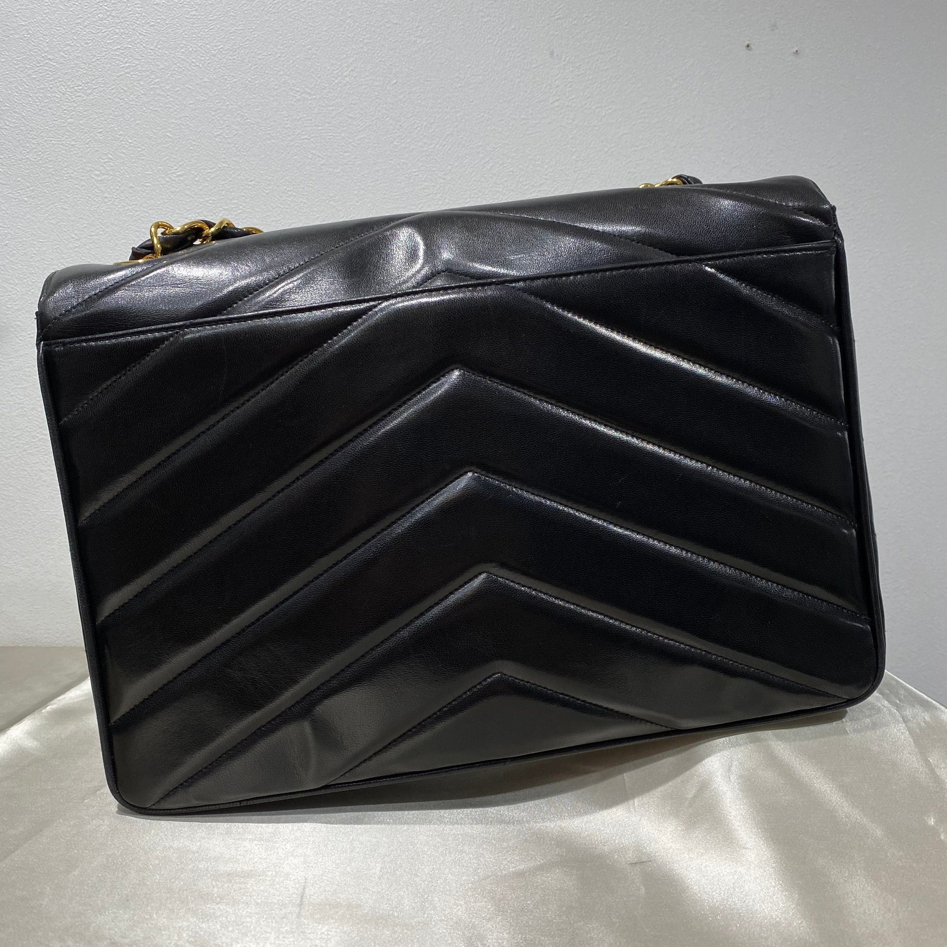 Luxury Promise Chanel Vintage XL CC Chevron Envelope Black Lambskin GHW #3