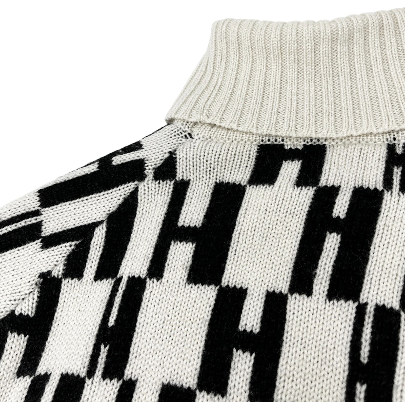 Luxury Promise HERMES Vintage H Monogram Logo Turtleneck Sweater Top #S Cream Black Wool