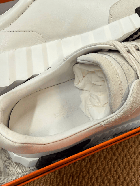 Luxury Promise EU 39 - Hermès H Logo White Sneakers