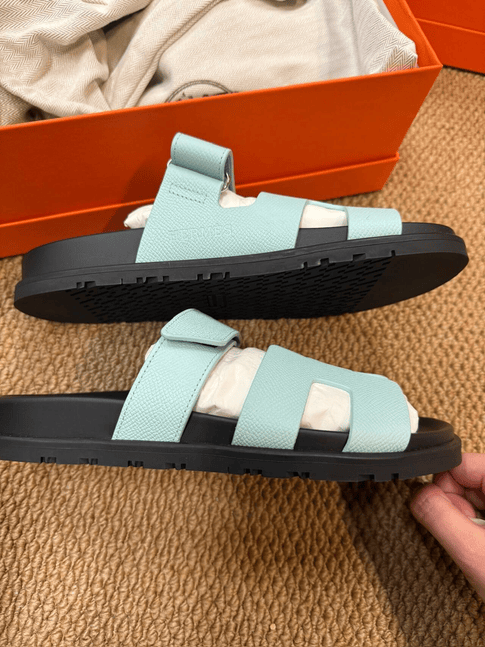 Luxury Promise EU37.5 - Hermès Chypre Sandals Mint Green Classic H-Cut Slide