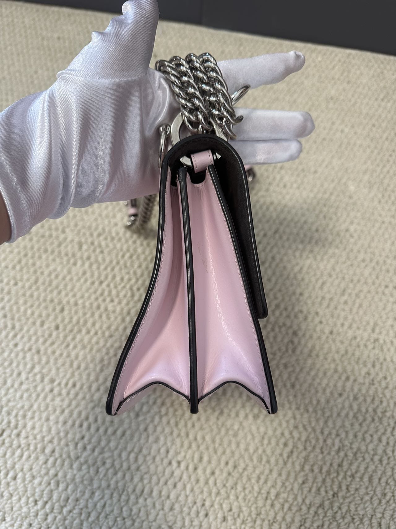Luxury Promise Fendi Kan I Small Light Pink Leather Shoulder Bag
