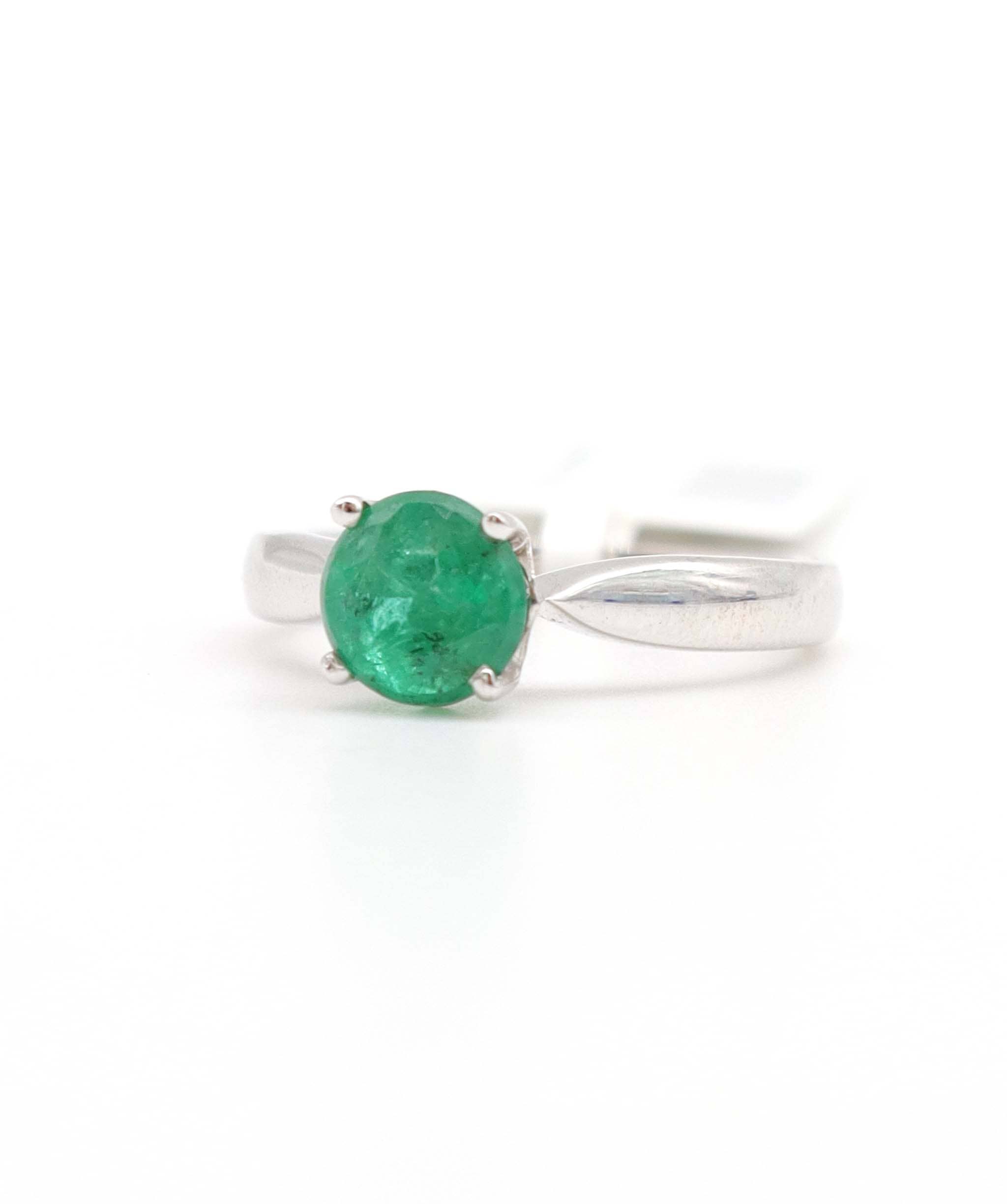 Luxury Promise 0.89ct Emerald Ring in 18K White Gold DXBCS5098
