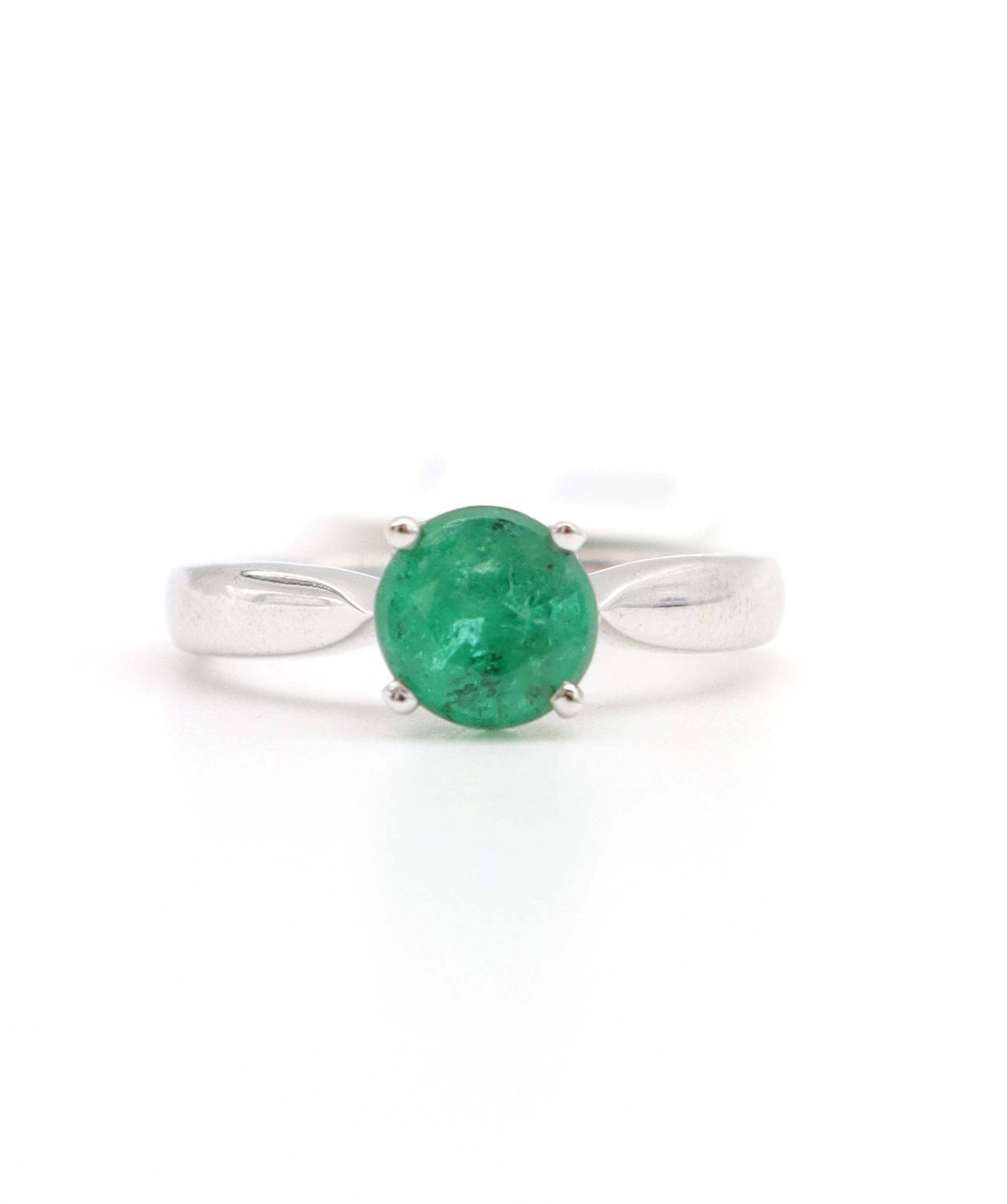 Luxury Promise 0.89ct Emerald Ring in 18K White Gold DXBCS5098