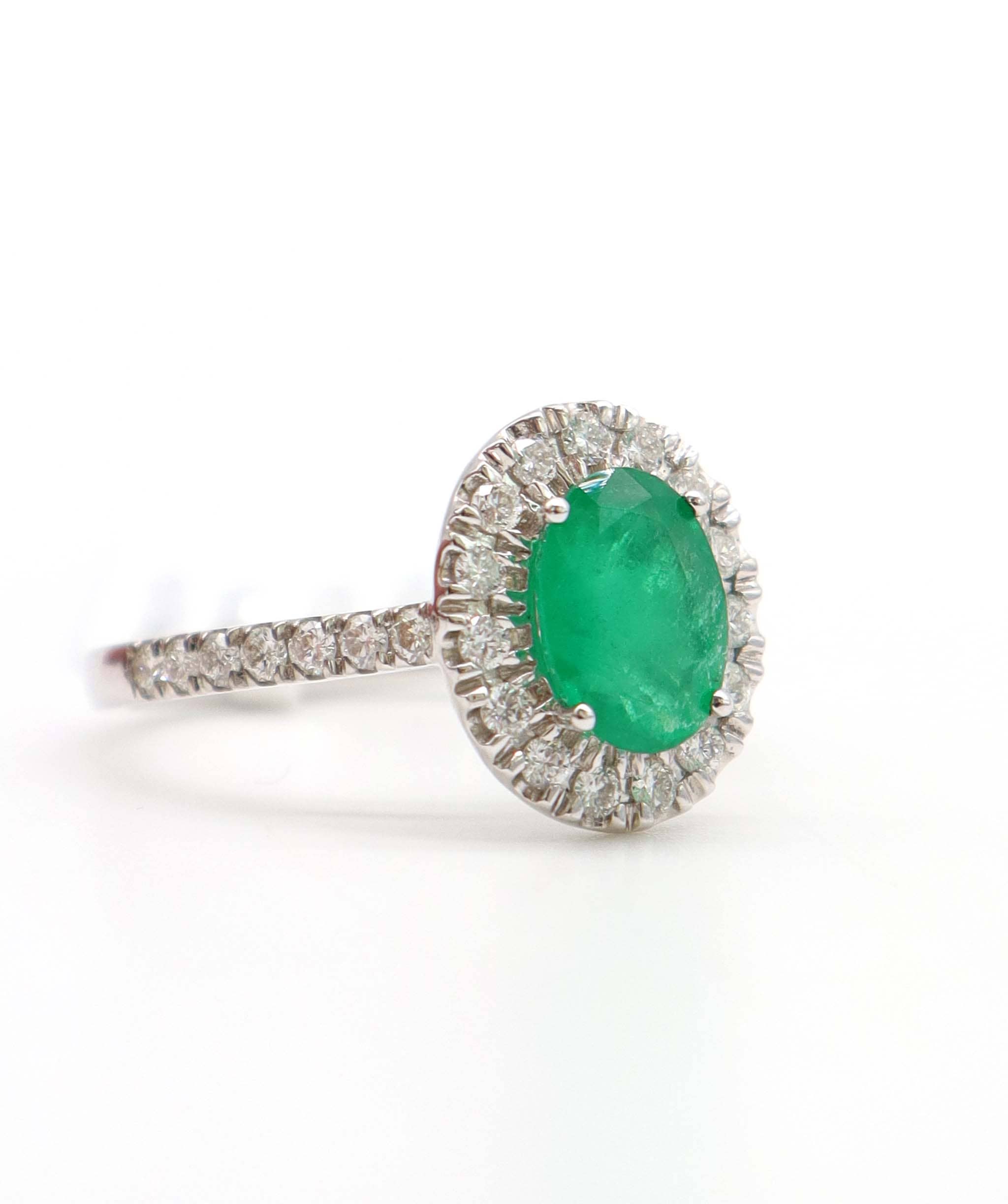 Luxury Promise 1.11ct Emerald & Diamond Ring in 18K White Gold DXBCS5093