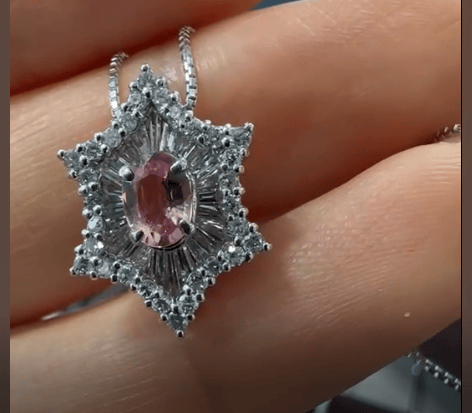Luxury Promise K18WG Sapphire Necklace SA 0.565 DA 0.65 4.9g Center Socket Regular K 26-28074-0