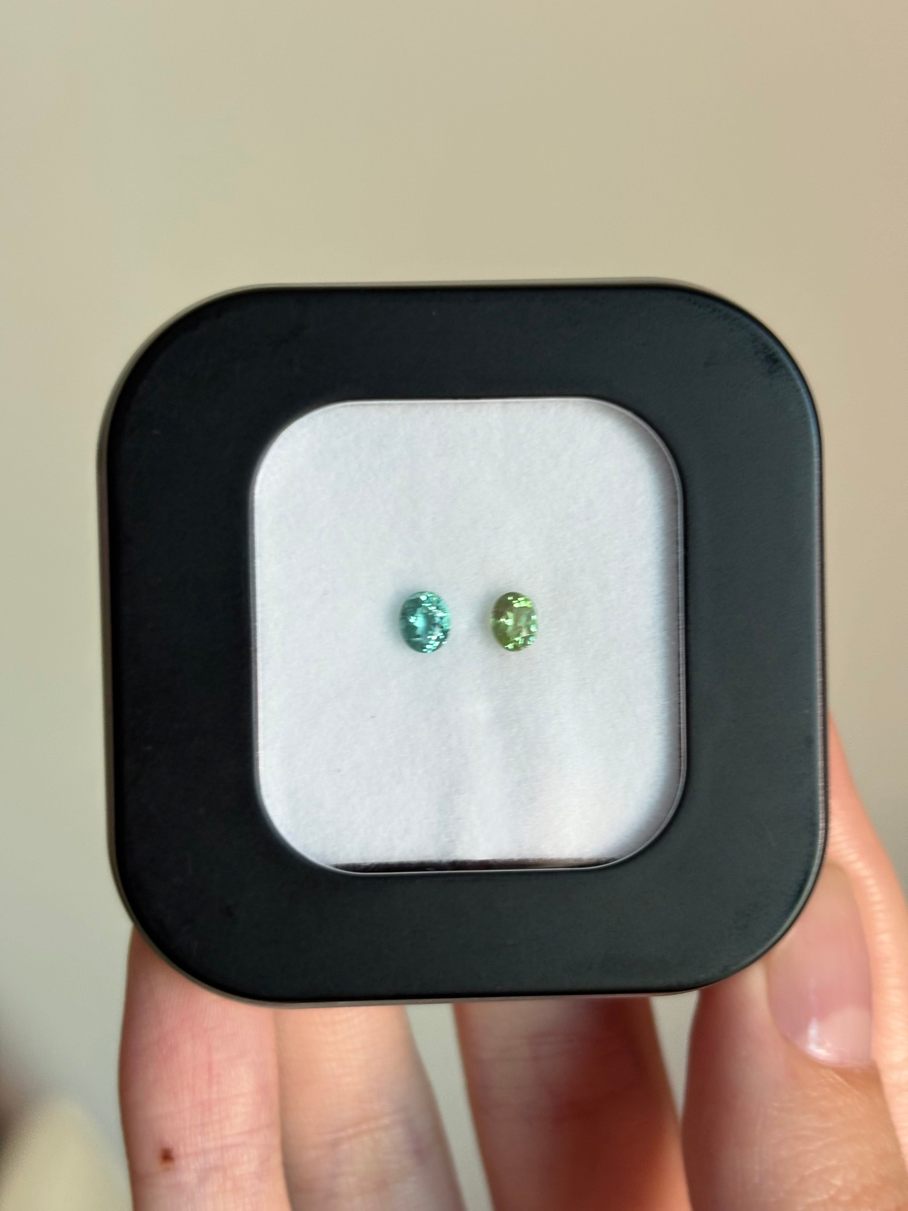 Luxury Promise 0.56ct Brazil Paraiba (2pcs) DXBCD1735