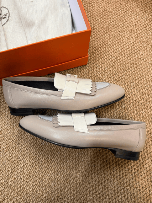 Luxury Promise Hermès Beige Fringe Loafersn size 37.5