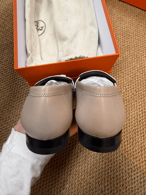 Luxury Promise Hermès Beige Fringe Loafersn size 37.5