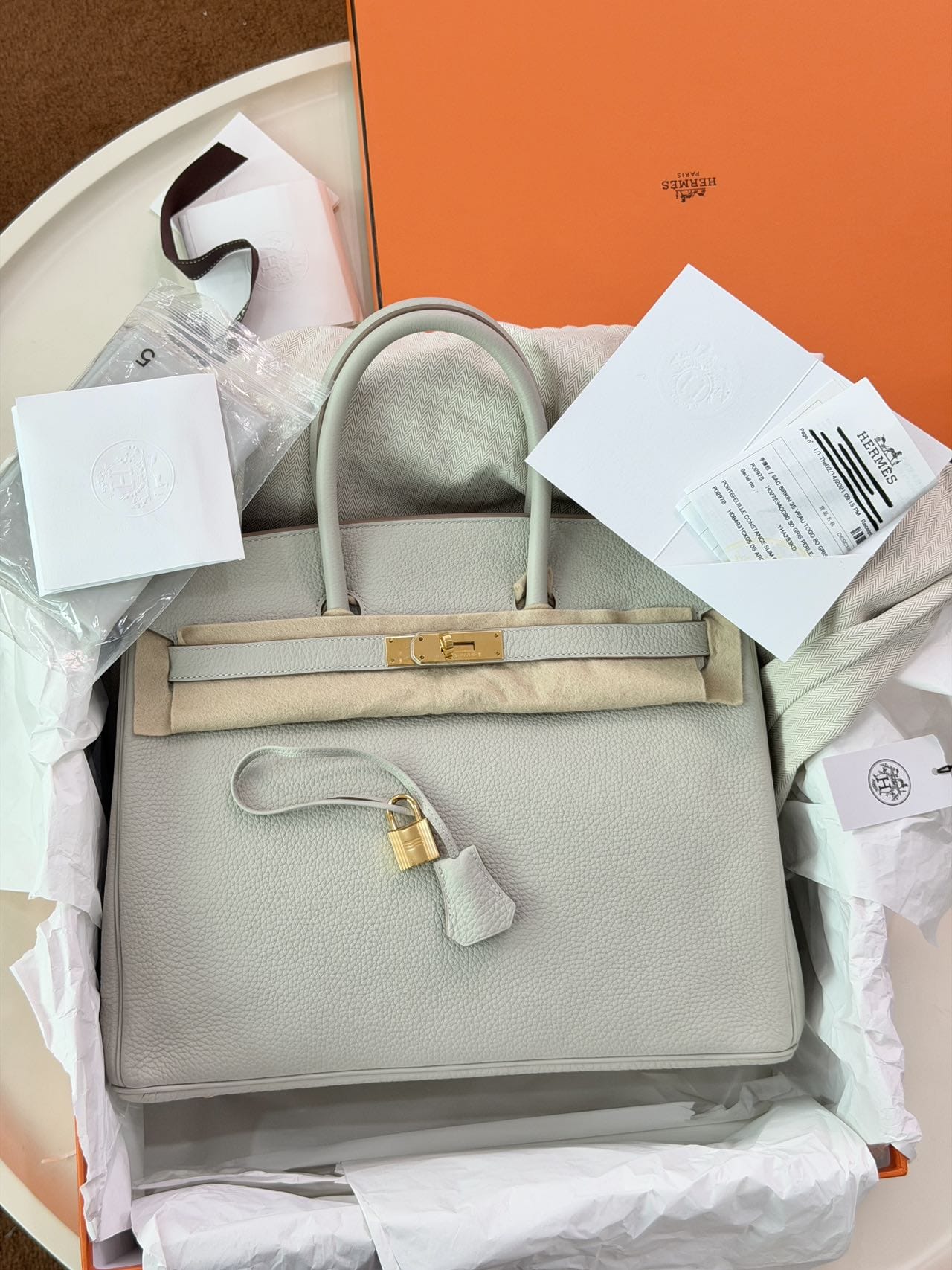 LUXURY PROMISE Hermès Birkin 35 Togo Pearl Gray Gold Hardware Y Stamp