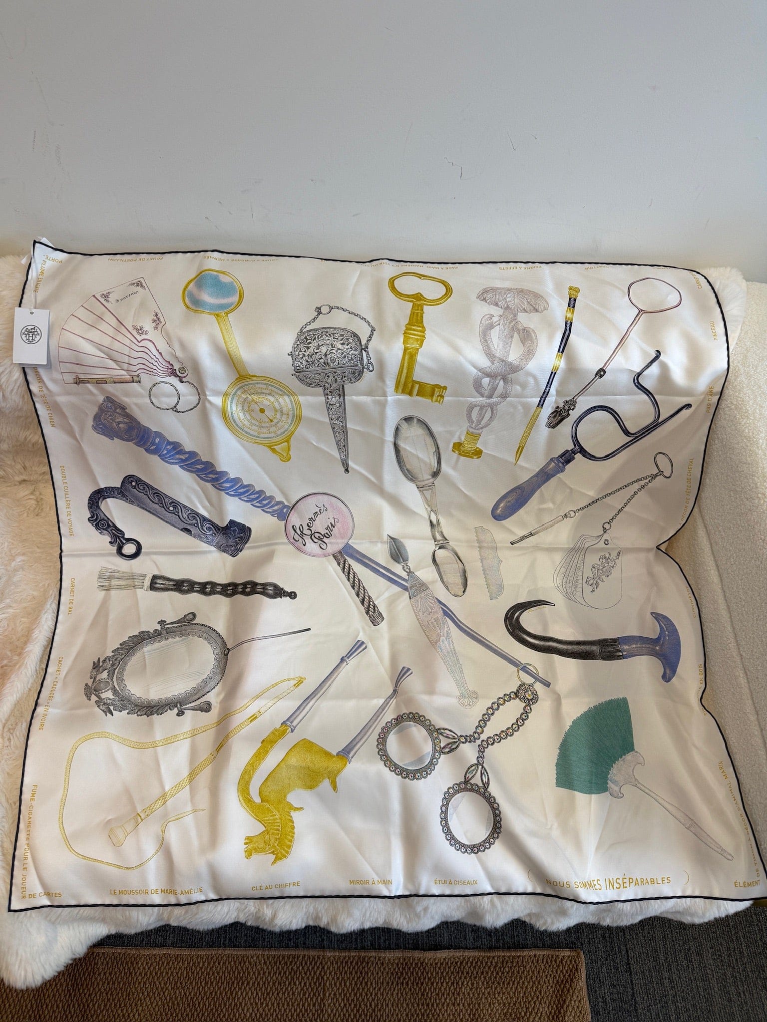Luxury Promise Hermès Carré 90 Silk Scarf - New with box