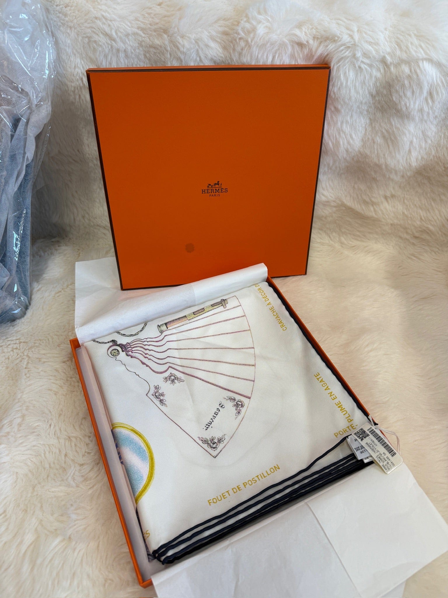 Luxury Promise Hermès Carré 90 Silk Scarf - New with box