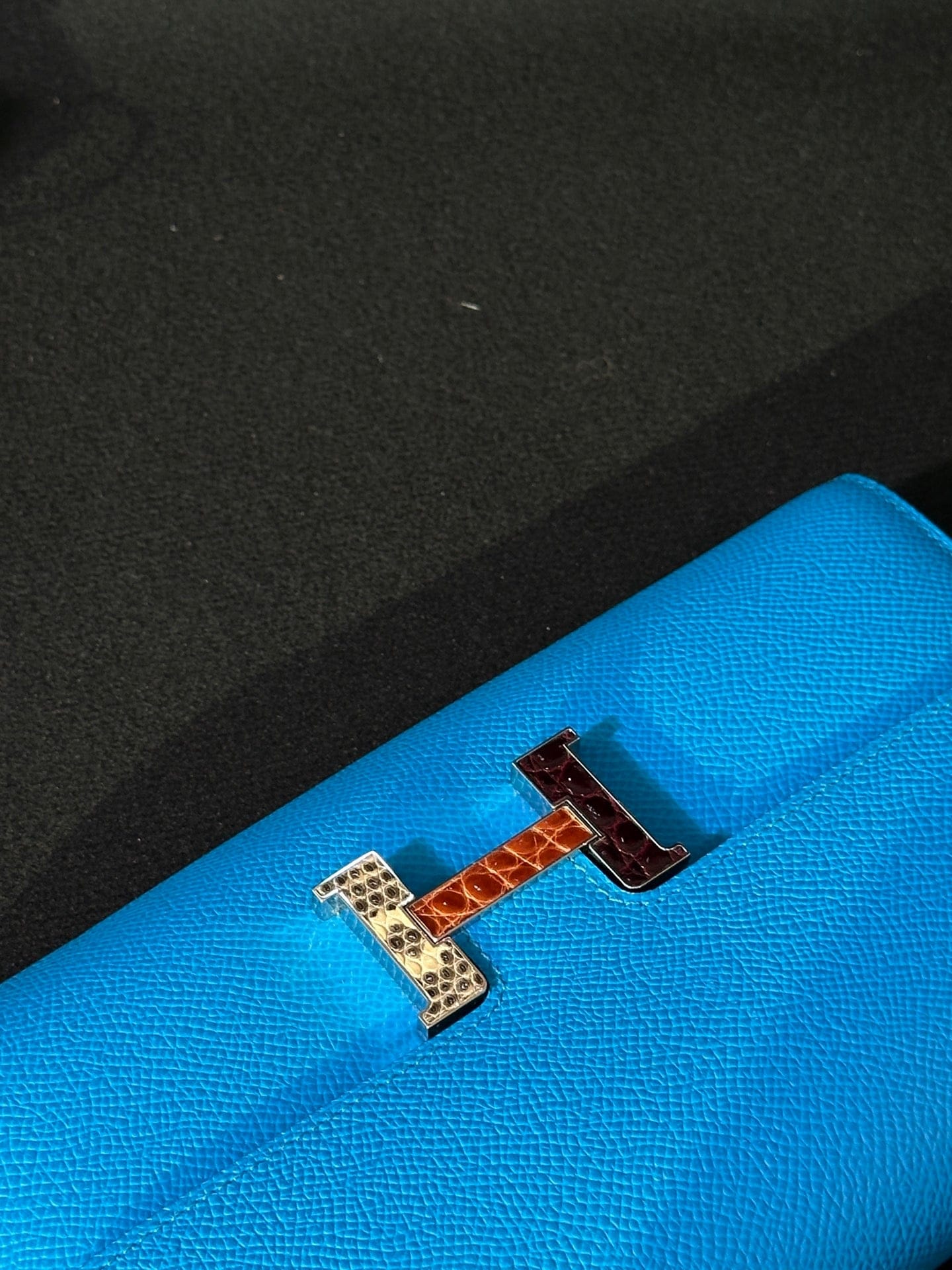 Luxury Promise Hermès Constance Long To Go Epsom Florida Blue Exotic Hardware Stamp Z – Full Set