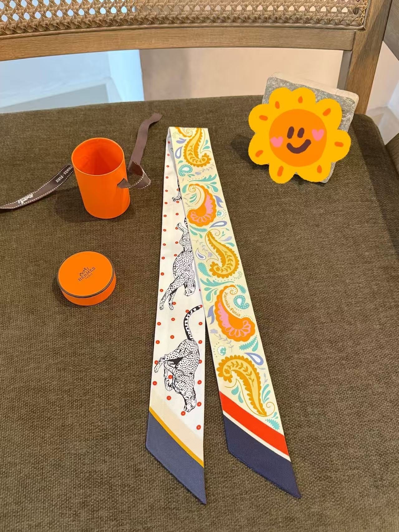 Luxury Promise Hermès "Guepards Bandana" Jaune Soufre Multi Silk Twilly