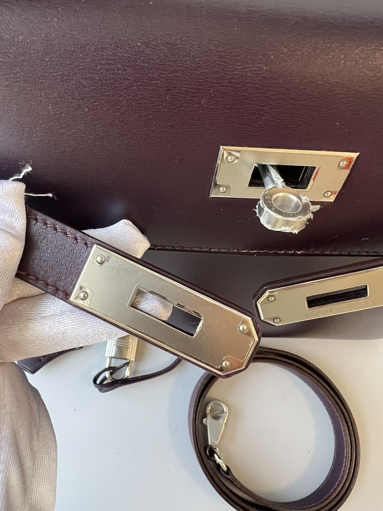 LUXURY PROMISE Hermès Kelly 28 Bordeaux Box | Vintage F | Mint Condition